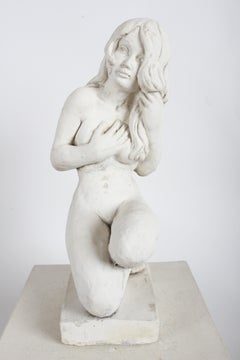 Atelier-Skulptur eines Künstlers aus der Mitte des Jahrhunderts, halbnackte kniende Frau mit langen Haaren