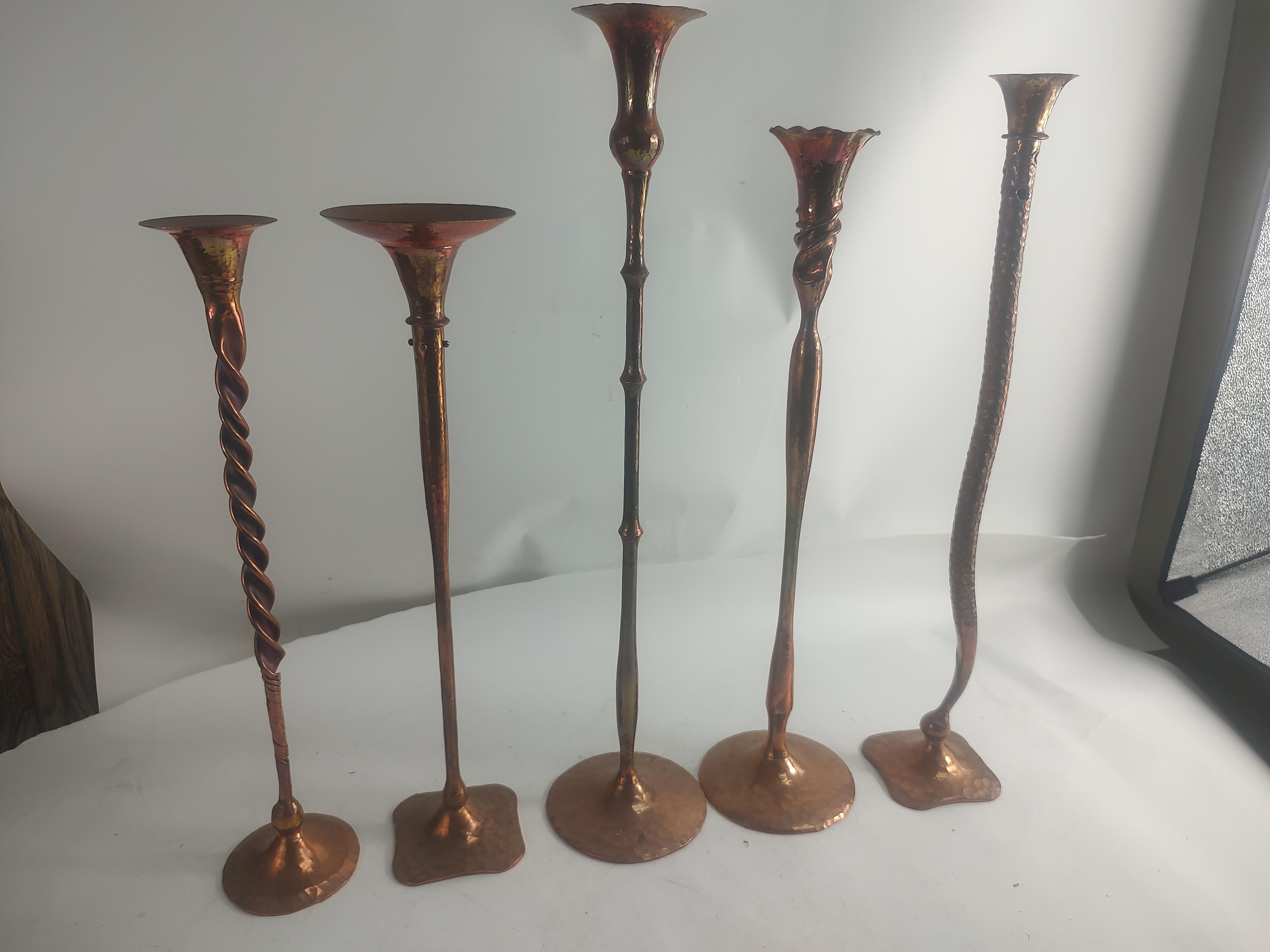 Mid Century Arts & Crafts Copper Candlesticks by Hessel Studios Hand Hammered For Sale 10