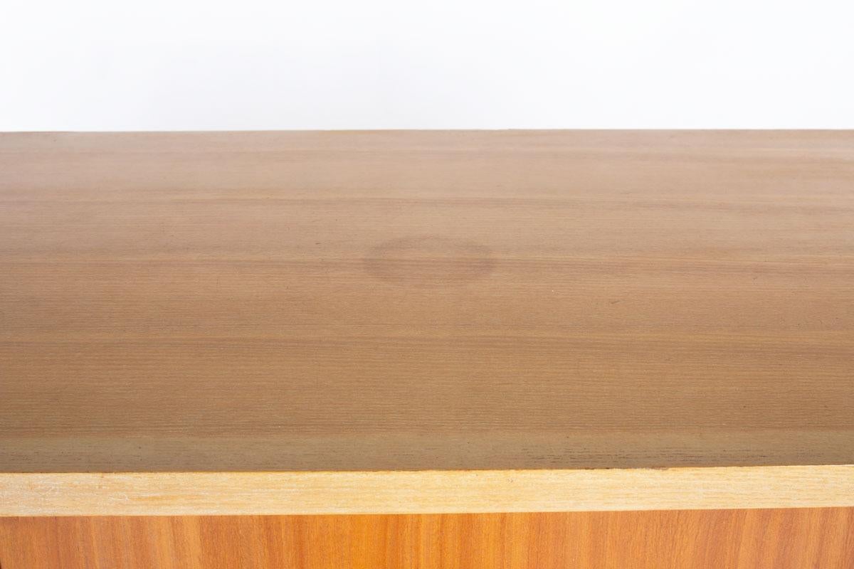 Eschenholzanrichte aus der Jahrhundertmitte von René-Jean Caillette für Charron, Frankreich, 1950er Jahre im Angebot 5