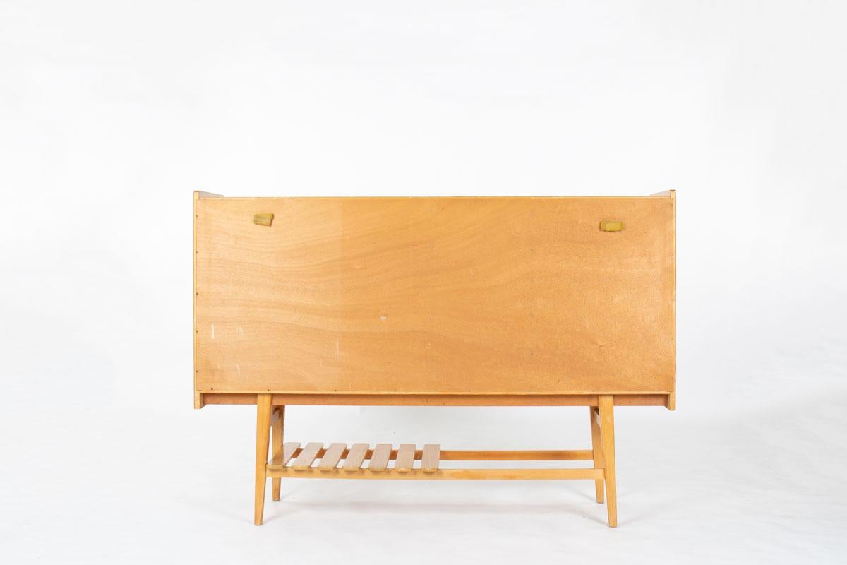 Eschenholzanrichte aus der Jahrhundertmitte von René-Jean Caillette für Charron, Frankreich, 1950er Jahre (Asche) im Angebot