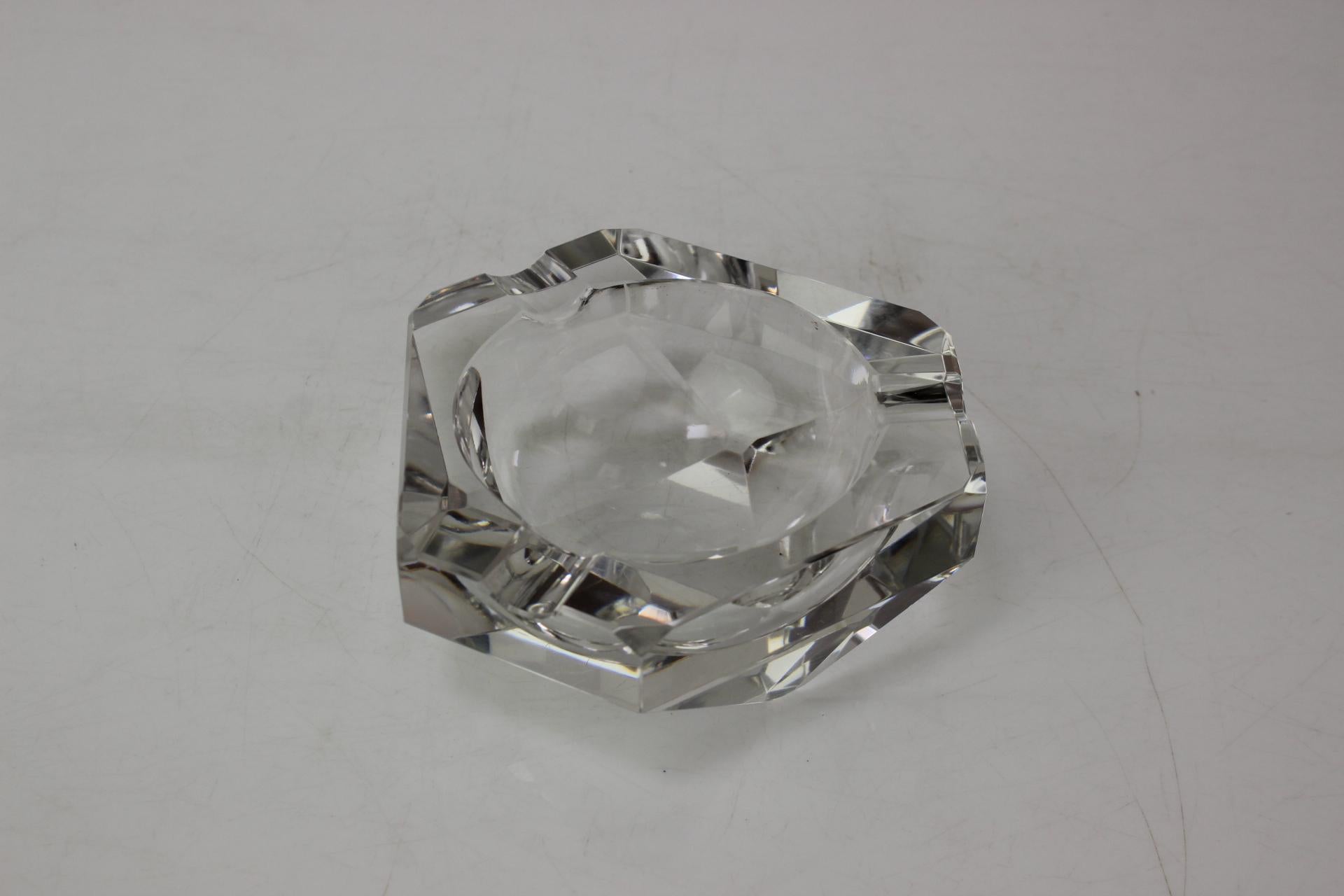 Mid-Century Ashtray  - Diamond by Bohemia Glass, 1970's In Good Condition For Sale In Praha, CZ