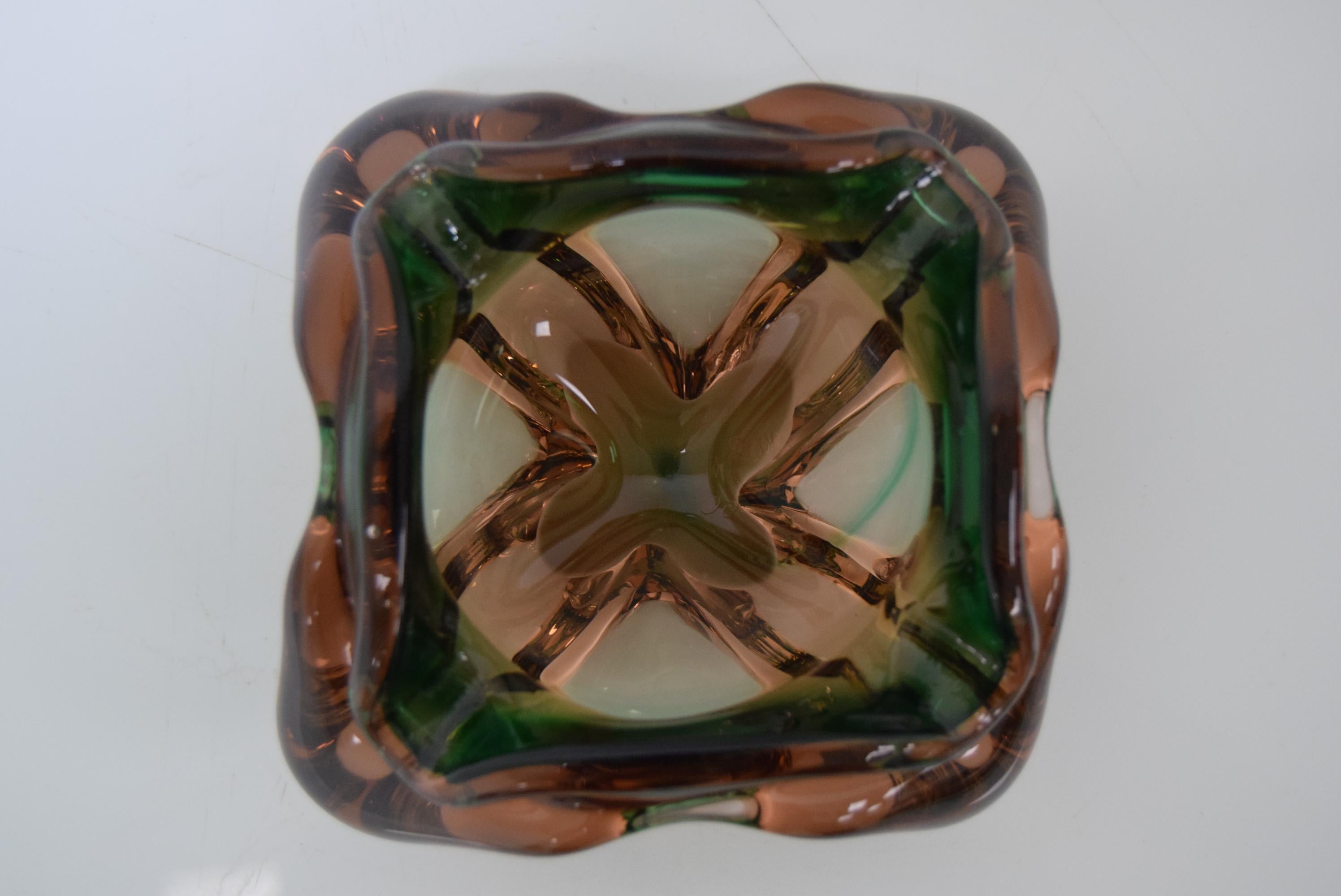 Midcentury Ashtray from Metallurgical Glass, by Glasswork Novy Bor, 1960s For Sale 1