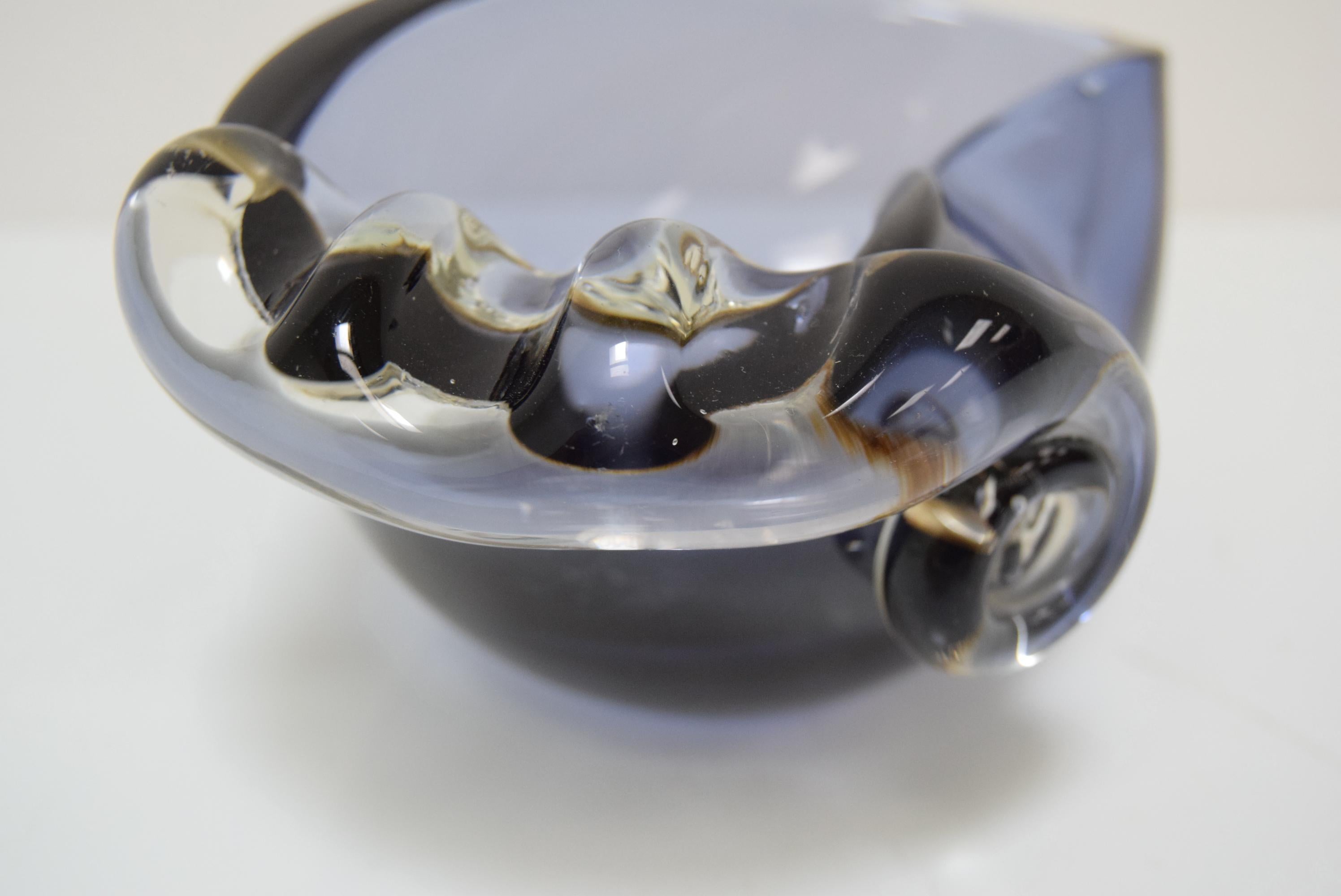 Midcentury Ashtray from Metallurgical Glass, by Glasswork Novy Bor, 1960s For Sale 1