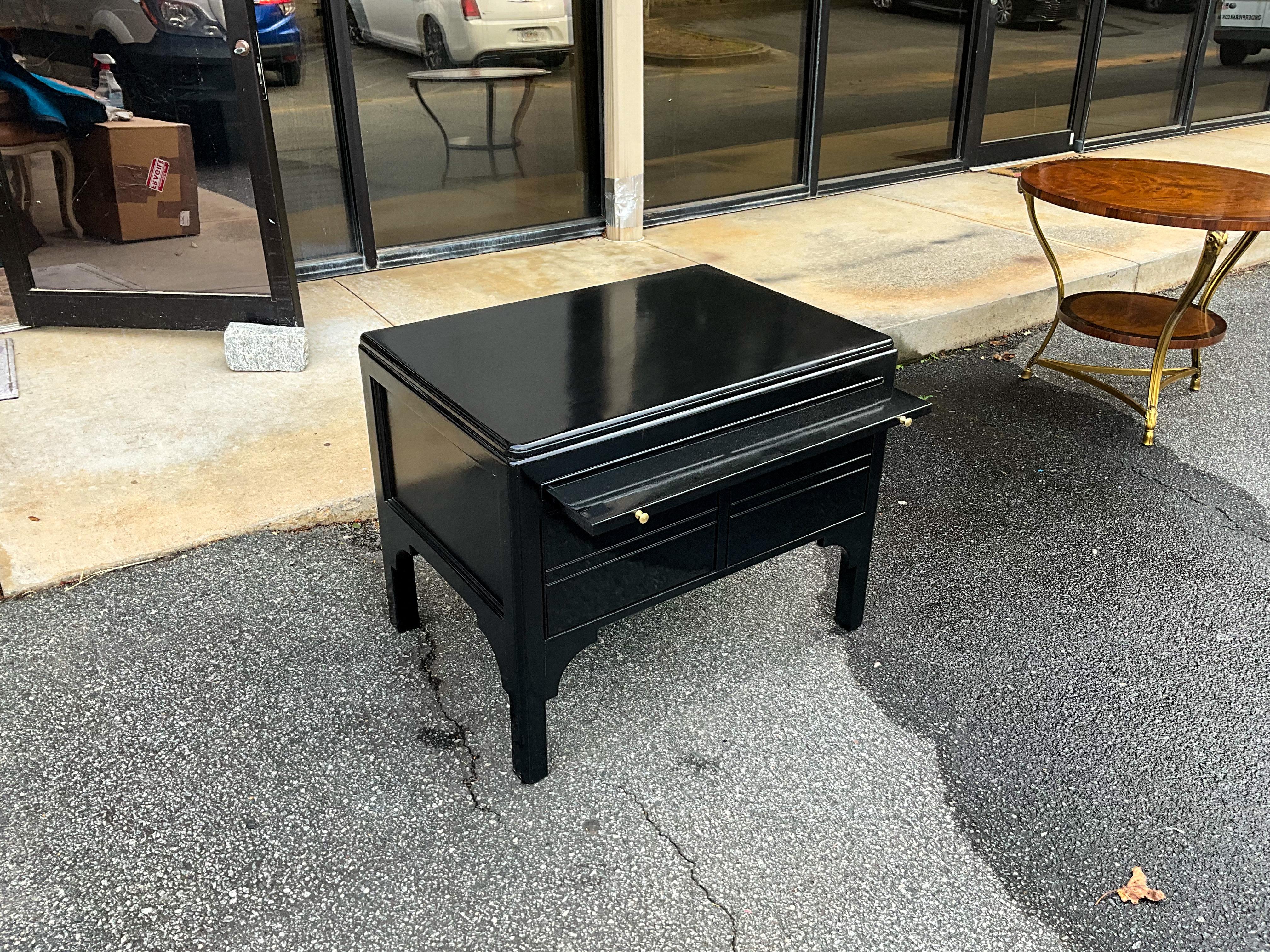 Mid-Century Asian Modern Low Profile Black Lacquer Side Tables / Chests -Pair For Sale 3