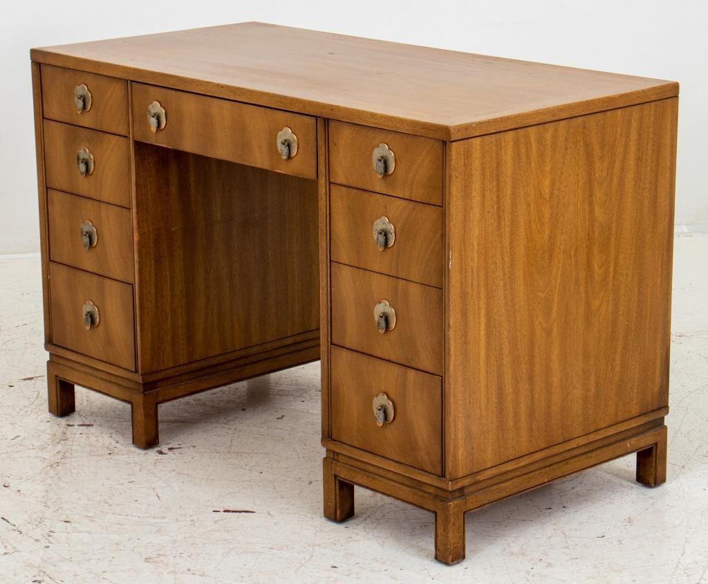 Mid-Century Asian Modern Walnut Kneehole Desk, 60s For Sale 3