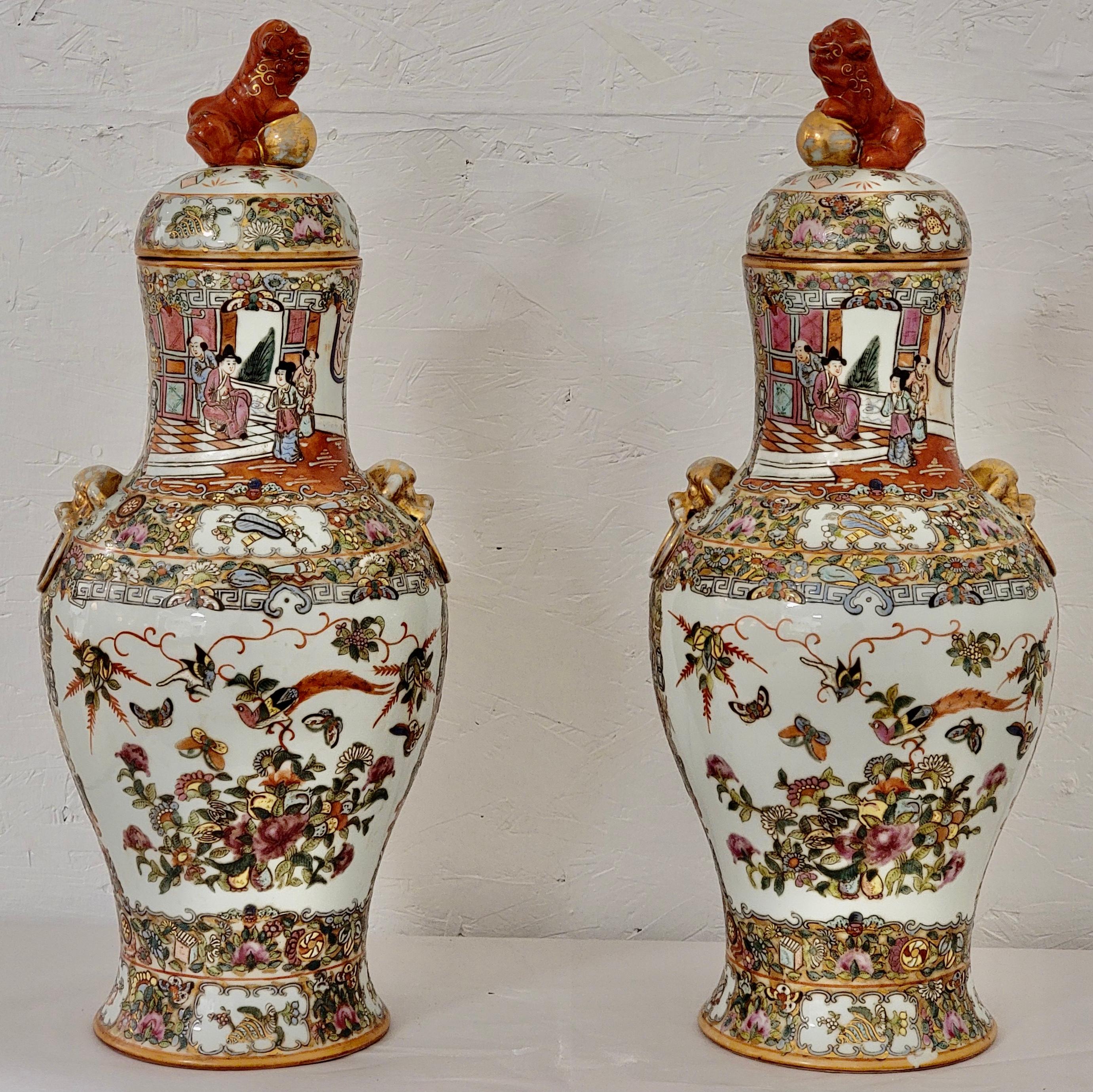 Mid-Century Asian Rose Famille Style Ginger Jars with Gilt Accents and Foo Dogs In Good Condition In Kennesaw, GA
