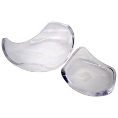 Bol en Lucite "Astrolite" du milieu du siècle dernier par Ritts of Los Angeles