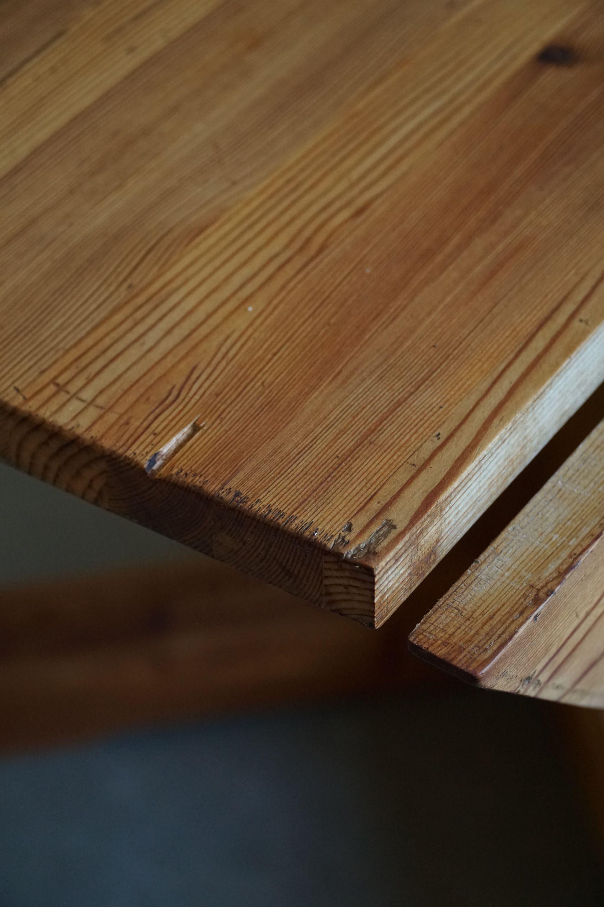 Mid Century Asymmetric Swedish Folding / Flip Table in Pine, 1950s For Sale 3