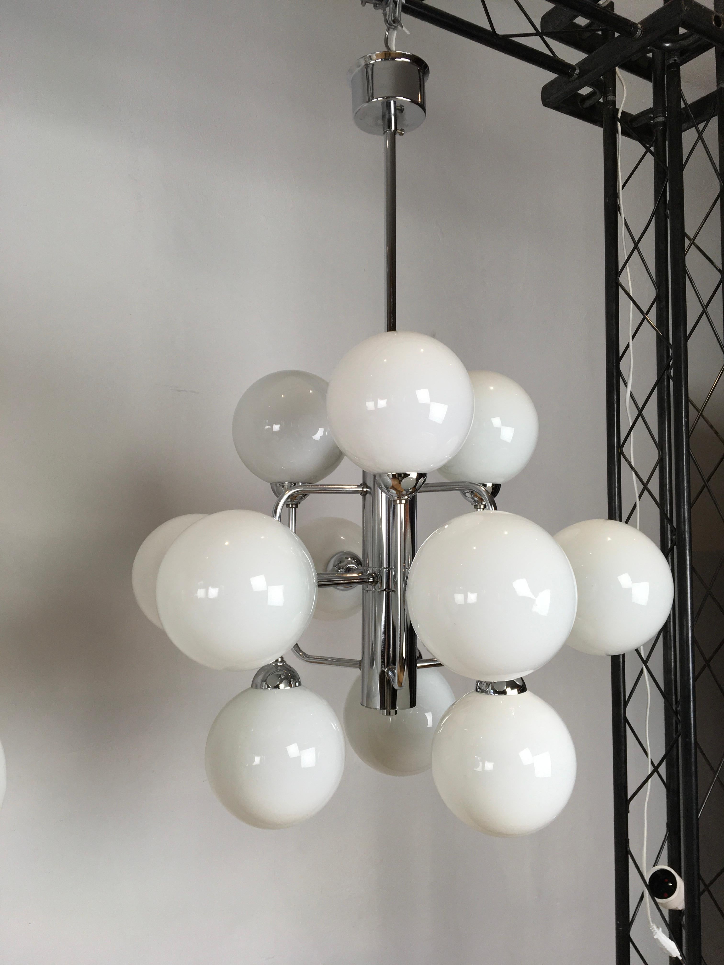 Mid-Century Atomic Chandeliers with 12 Lights, 3 Pieces Available In Good Condition For Sale In Antwerp, BE