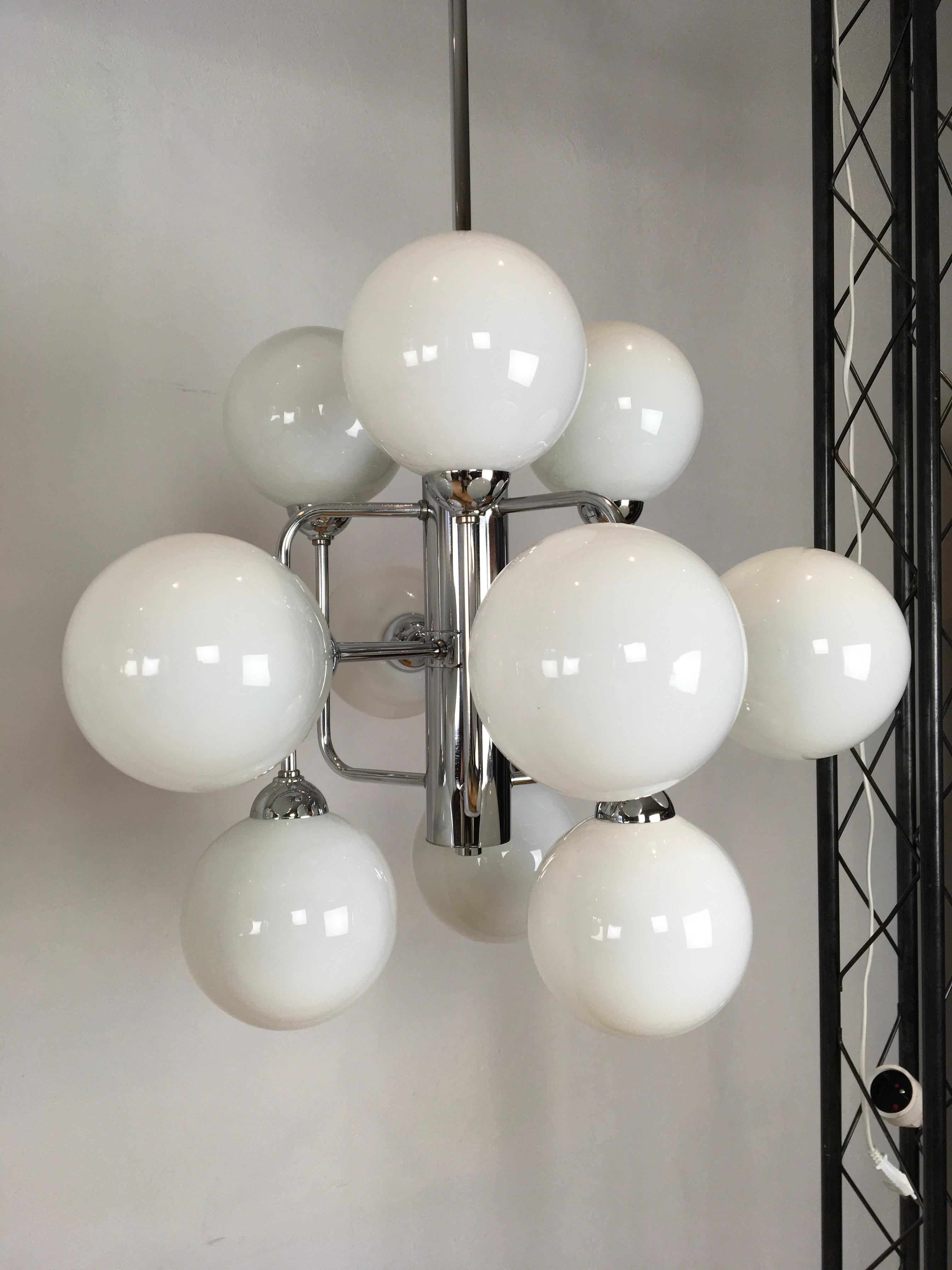 Mid-Century Atomic Chandeliers with 12 Lights, 3 Pieces Available For Sale 1