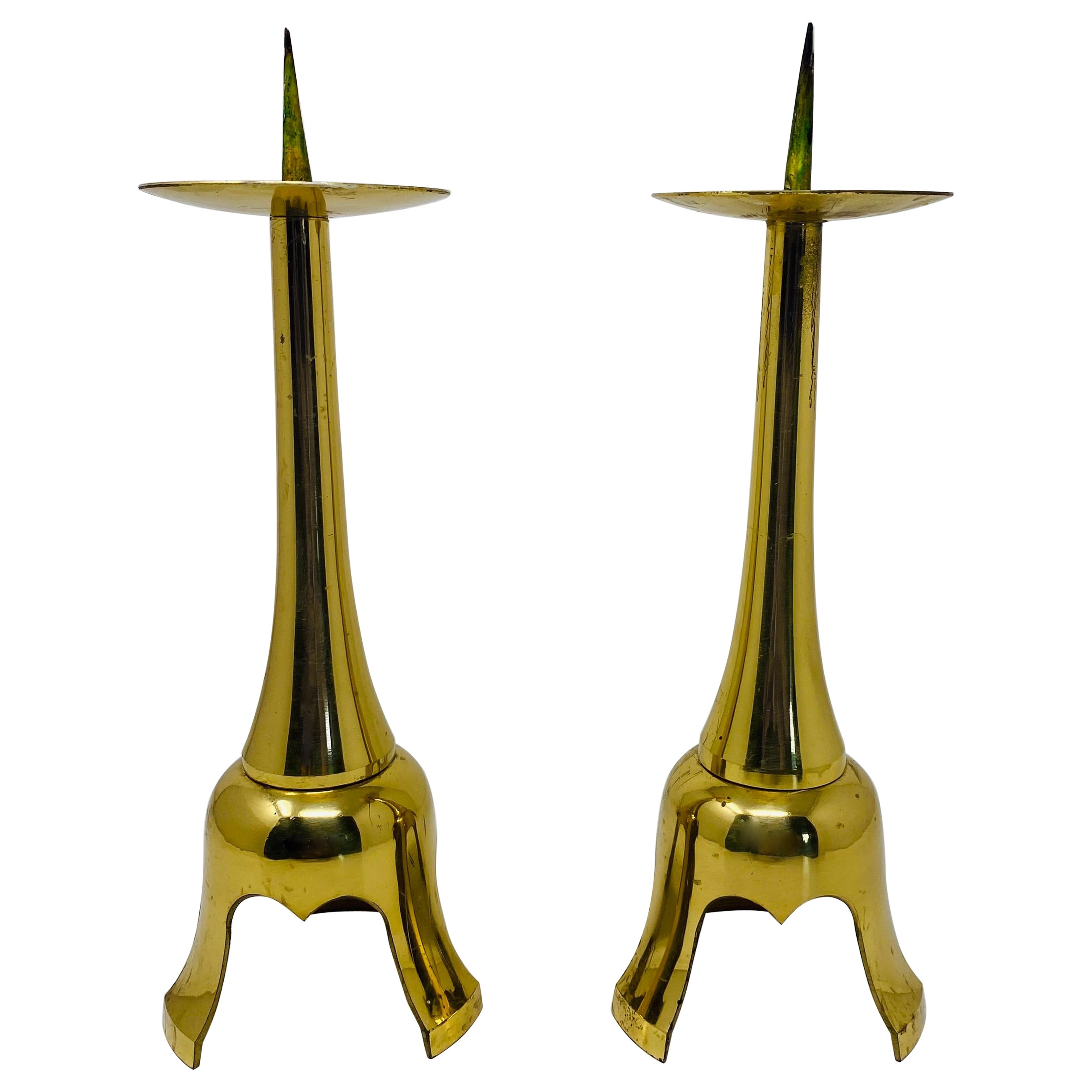Mid Century Atomic Style Brass Candle Holders In The Style of Jens Quistgaard im Angebot
