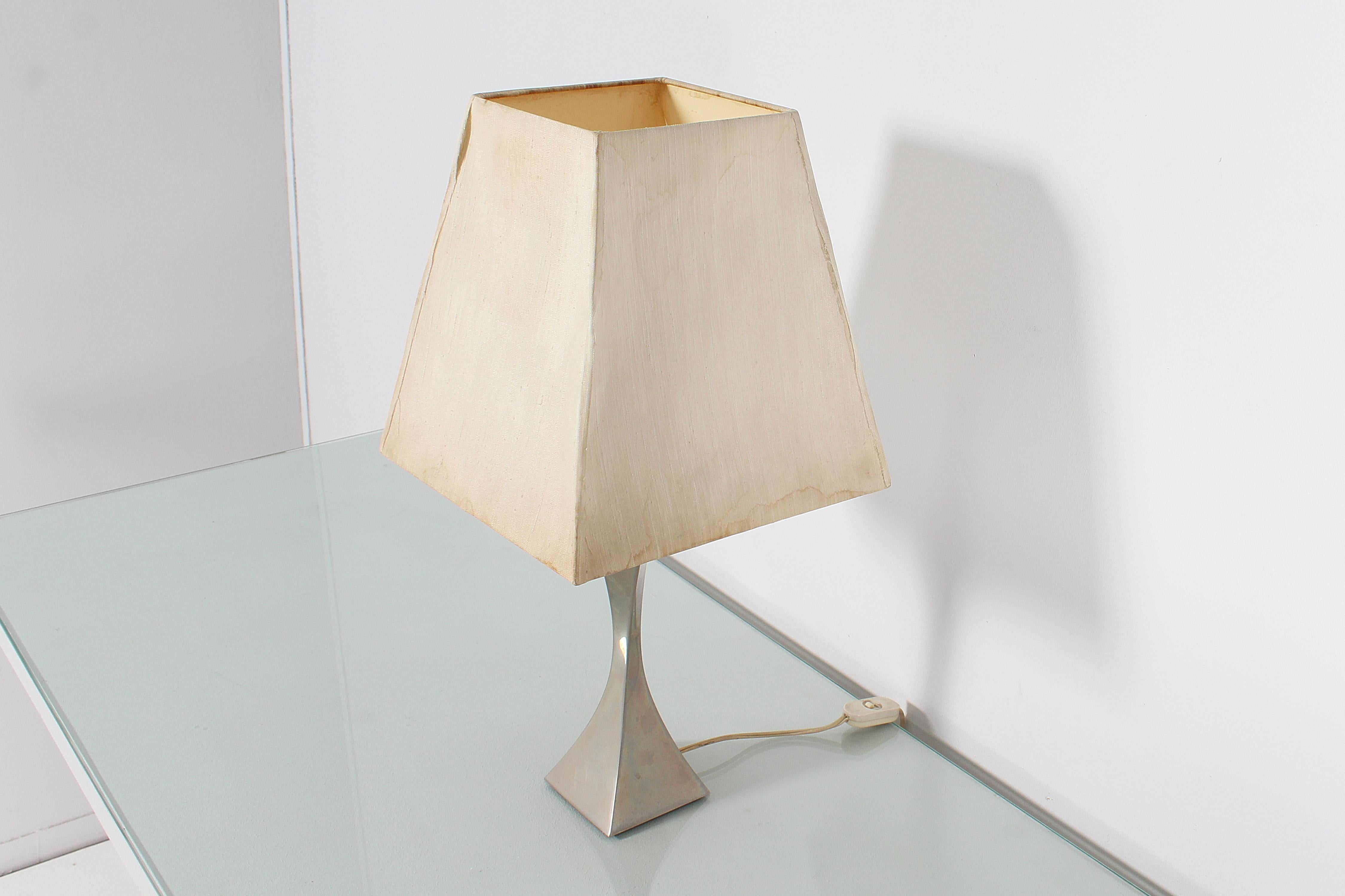 Mid-20th Century Midcentury a .Tonello E a .Montagna Grillo Metal Pyramidal Table Lamp 60s Italy For Sale
