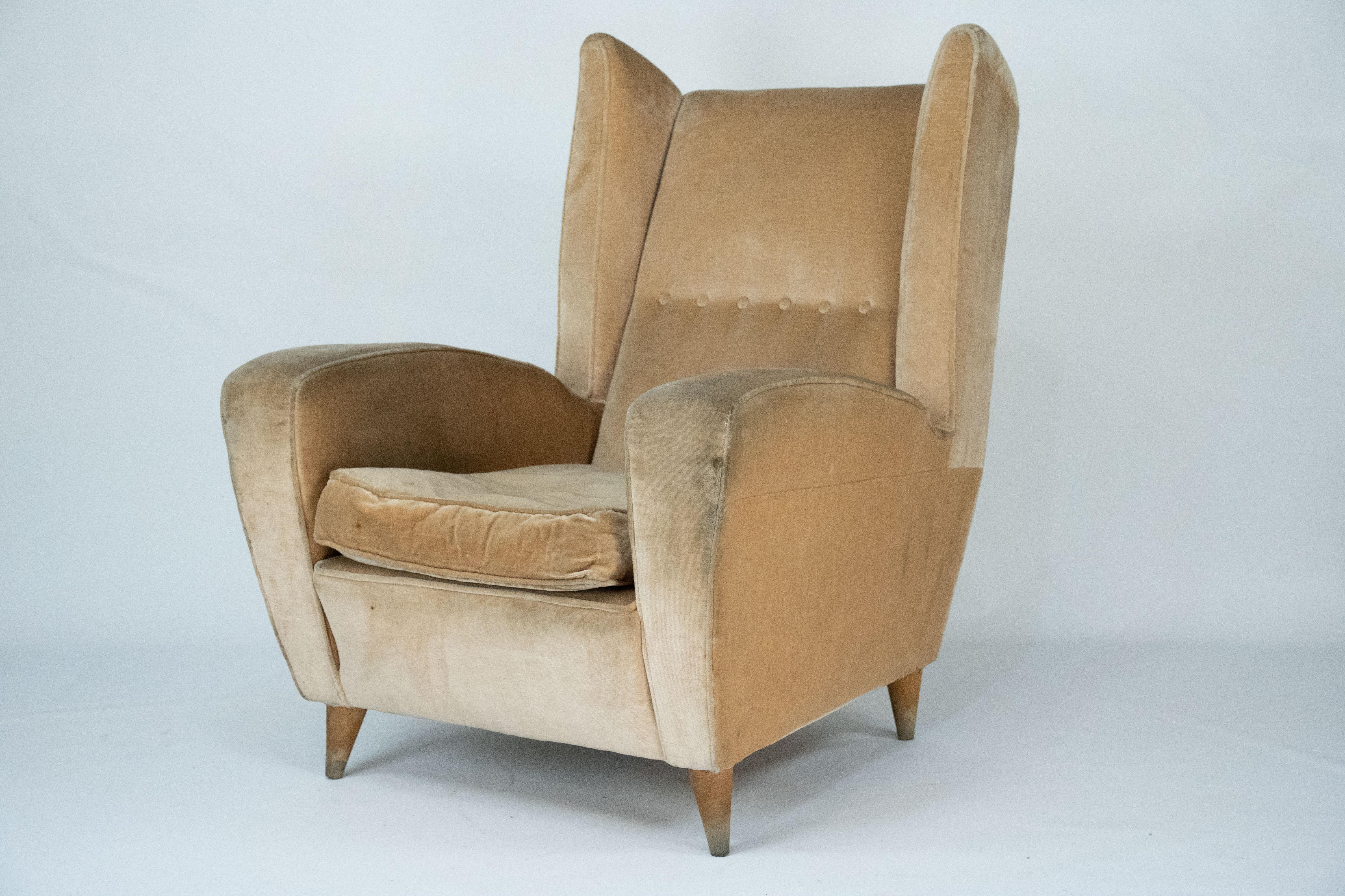 Fauteuil simple en velours Melchiorre Bega attribué au milieu du siècle. Italie années 1950 en vente 3
