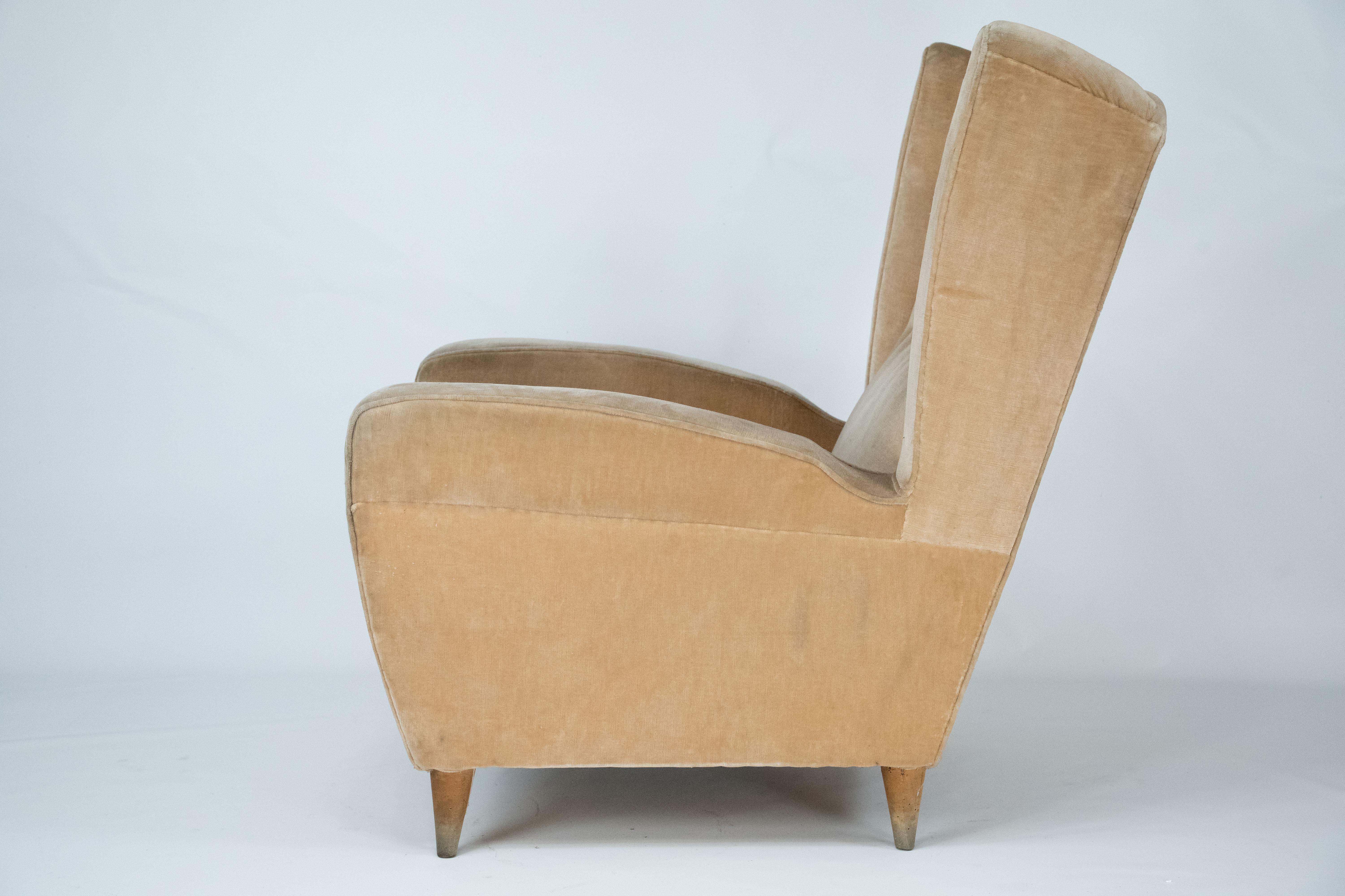 Fauteuil simple en velours Melchiorre Bega attribué au milieu du siècle. Italie années 1950 en vente 5