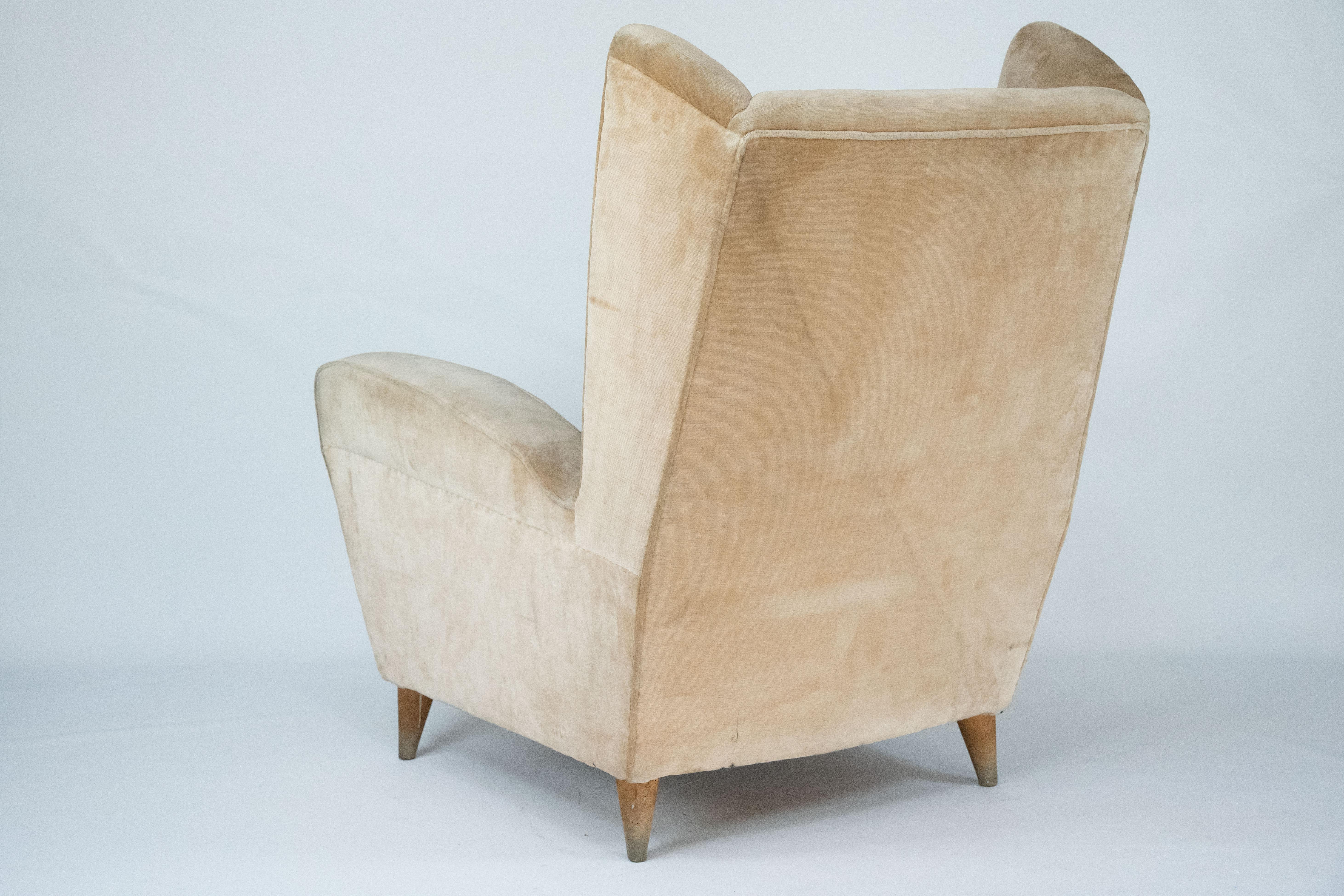 Fauteuil simple en velours Melchiorre Bega attribué au milieu du siècle. Italie années 1950 en vente 6