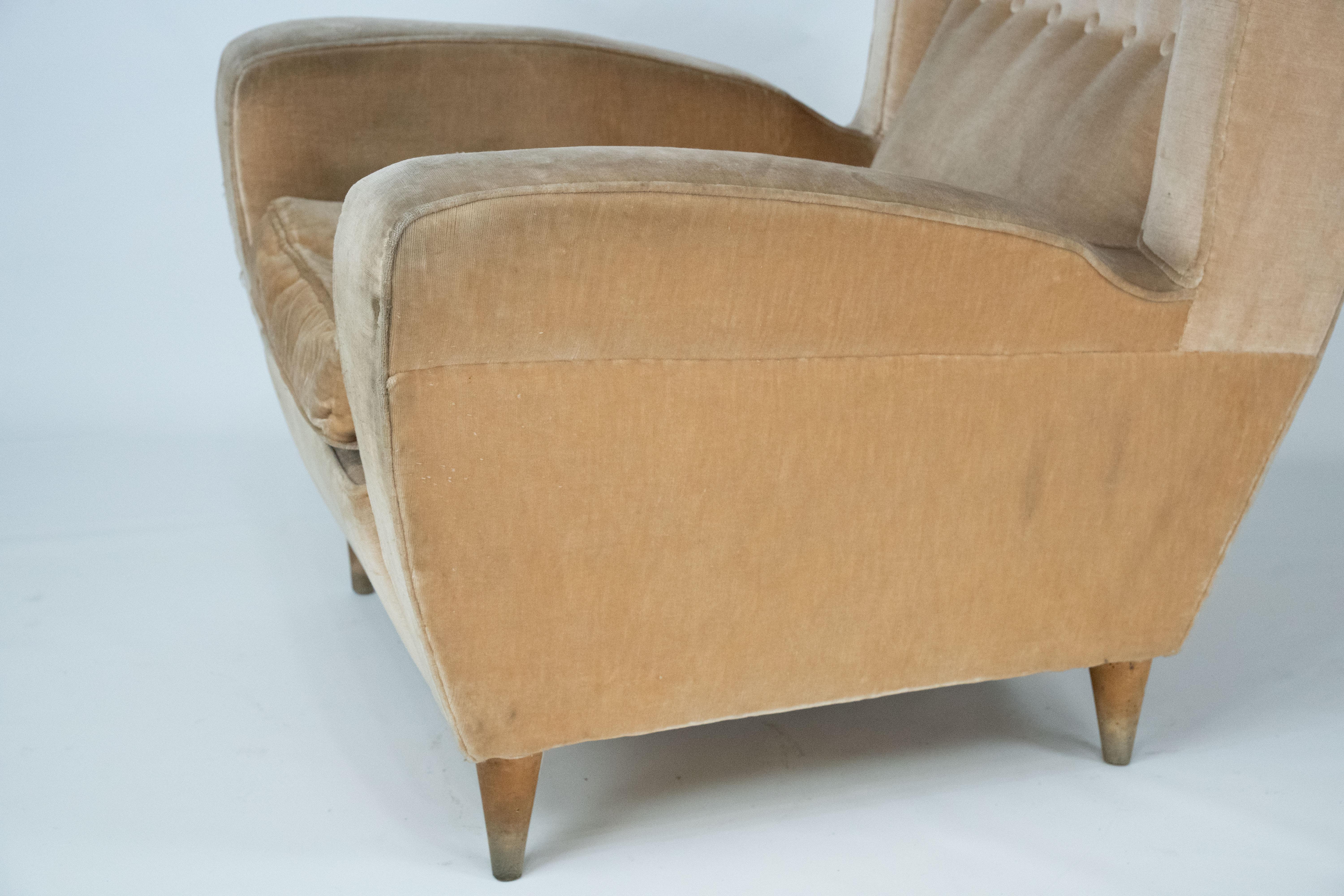 Fauteuil simple en velours Melchiorre Bega attribué au milieu du siècle. Italie années 1950 en vente 2