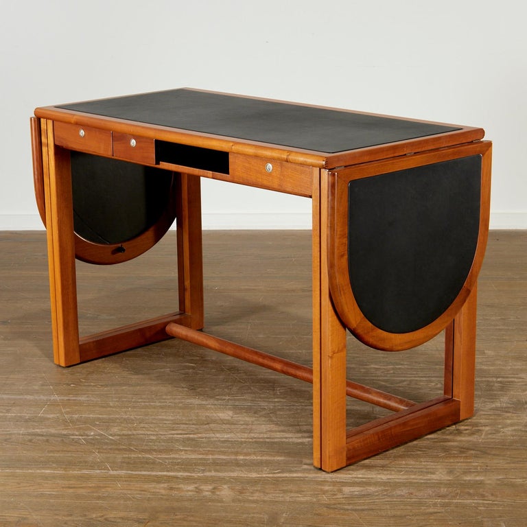 Italian Mid-Century Augusto Savini for Pozzi, Gate-Leg Oak and Leather Drop-Leaf Desk