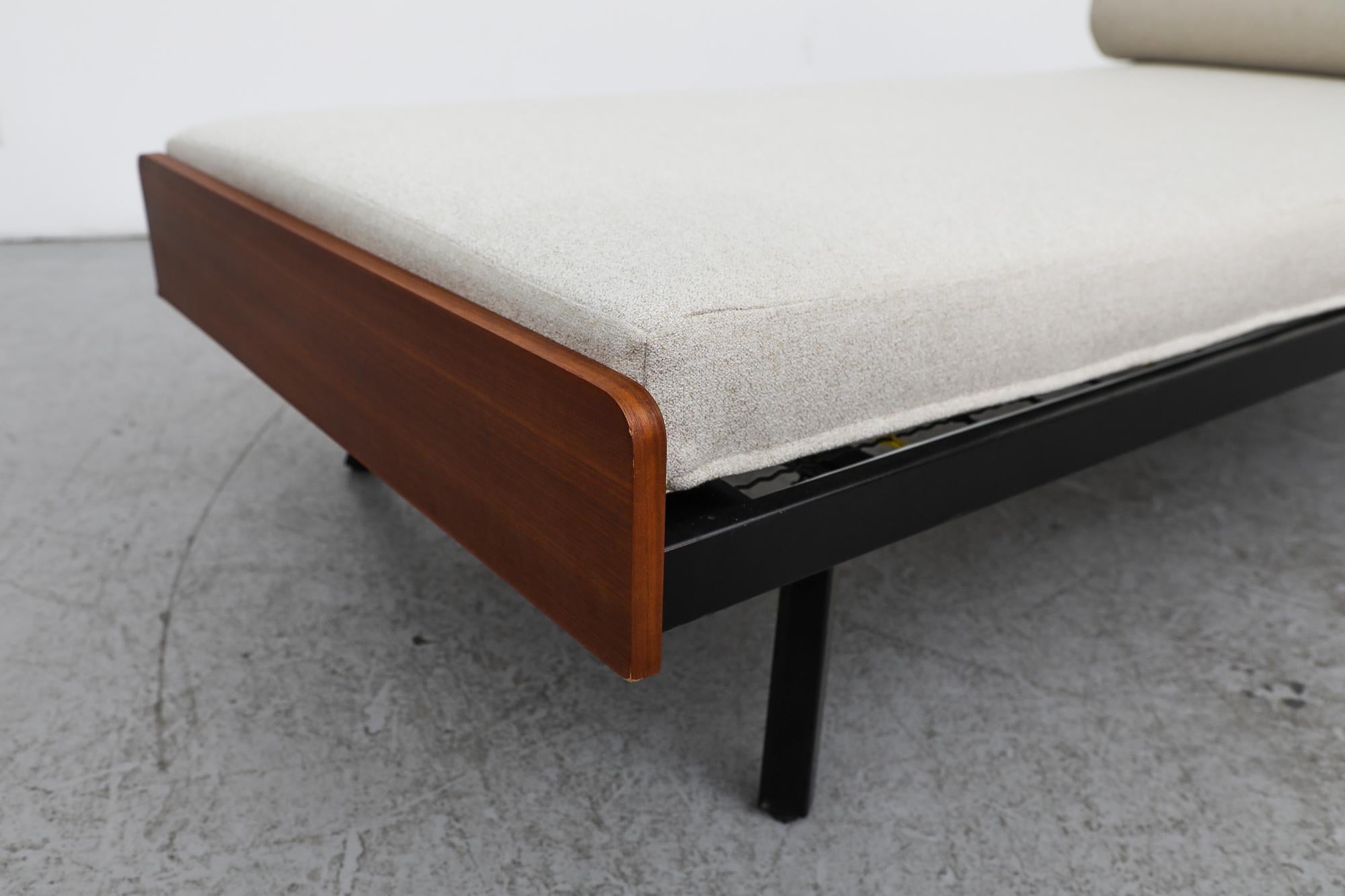 Mid-Century Auping Style Daybed with Folding Legs 3