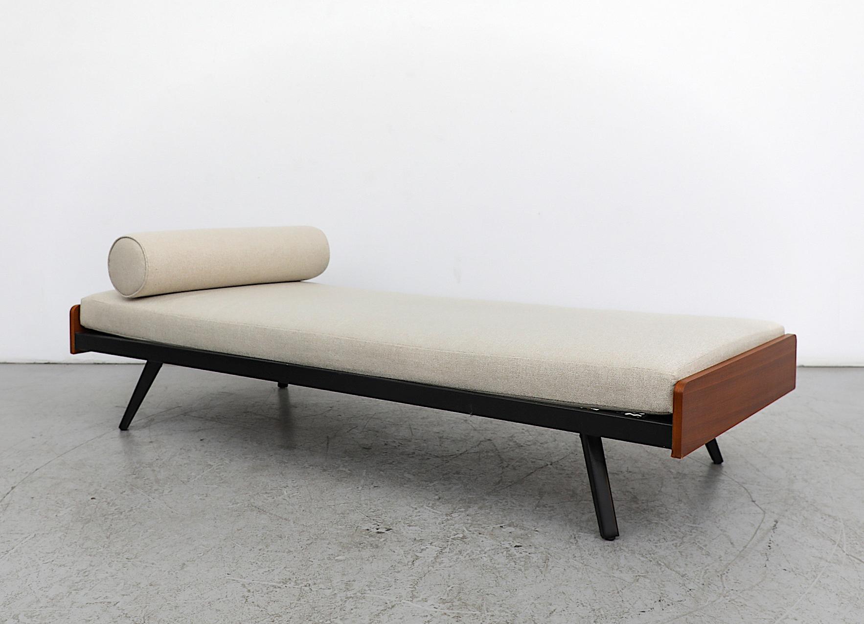 Mid-Century Auping Style Daybed with Folding Legs 11