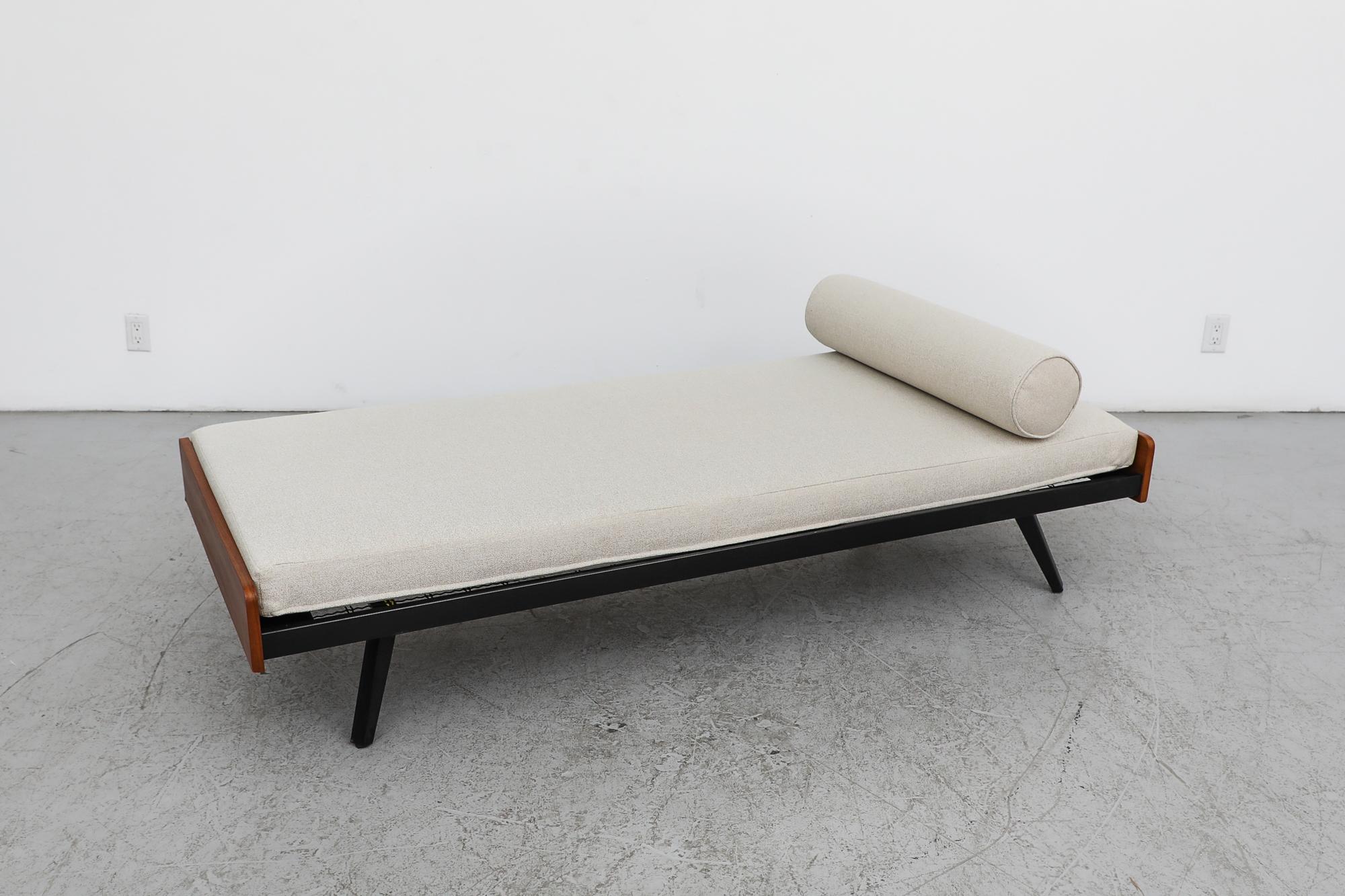 Mid-20th Century Mid-Century Auping Style Daybed with Folding Legs