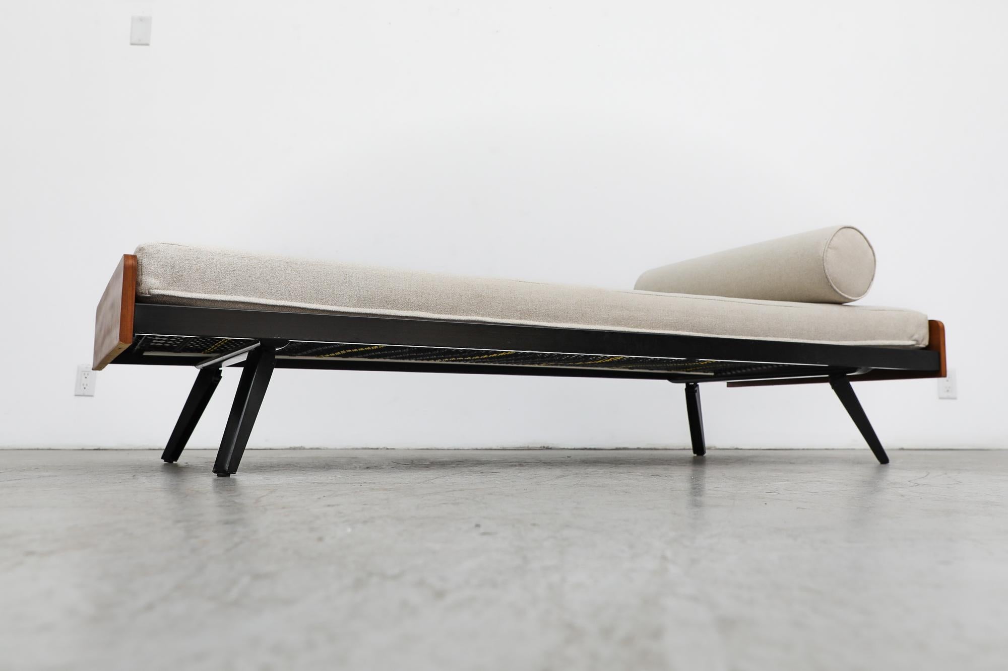 Metal Mid-Century Auping Style Daybed with Folding Legs