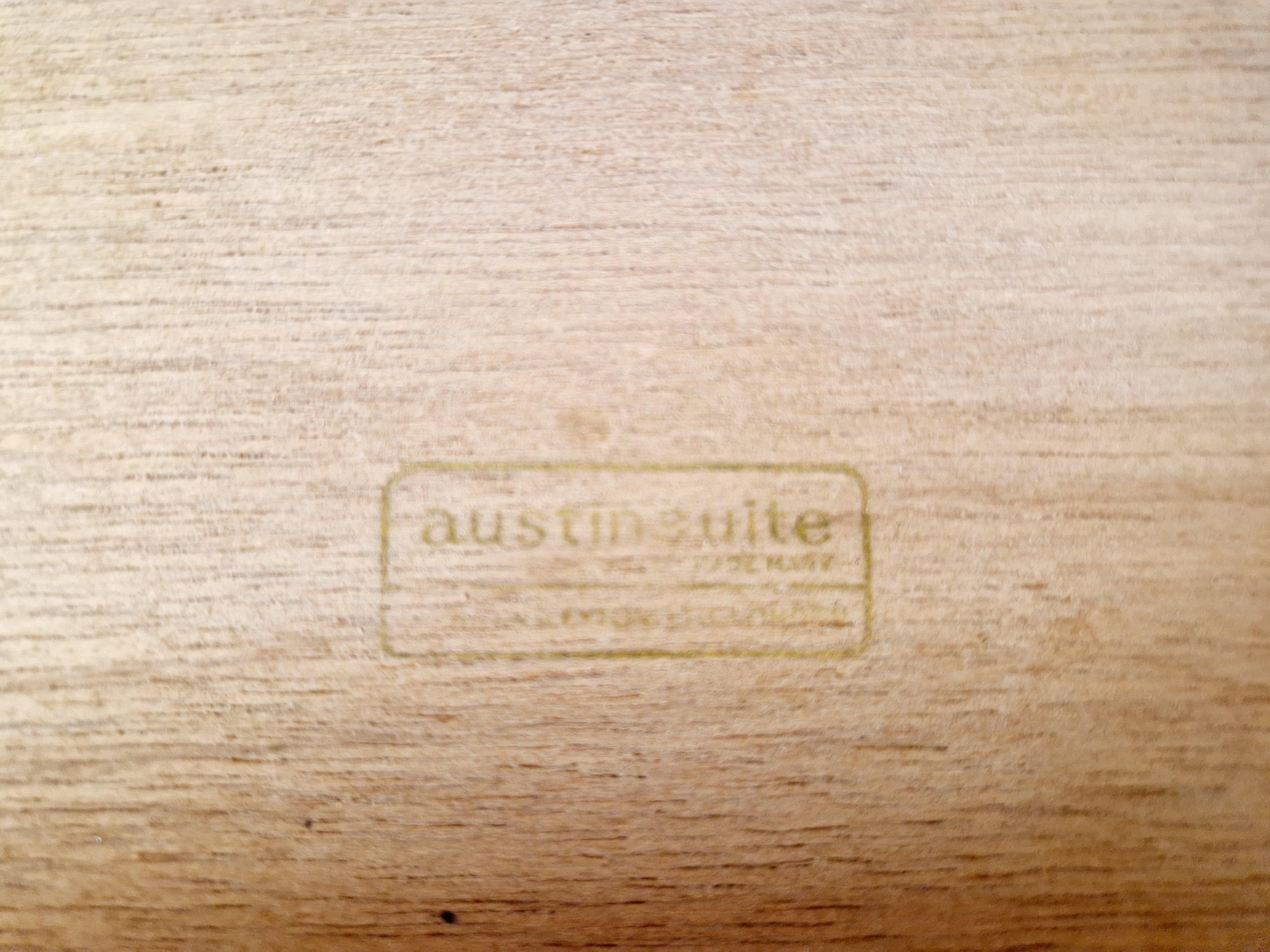 Commode Austinsuite di metà secolo in vendita 3