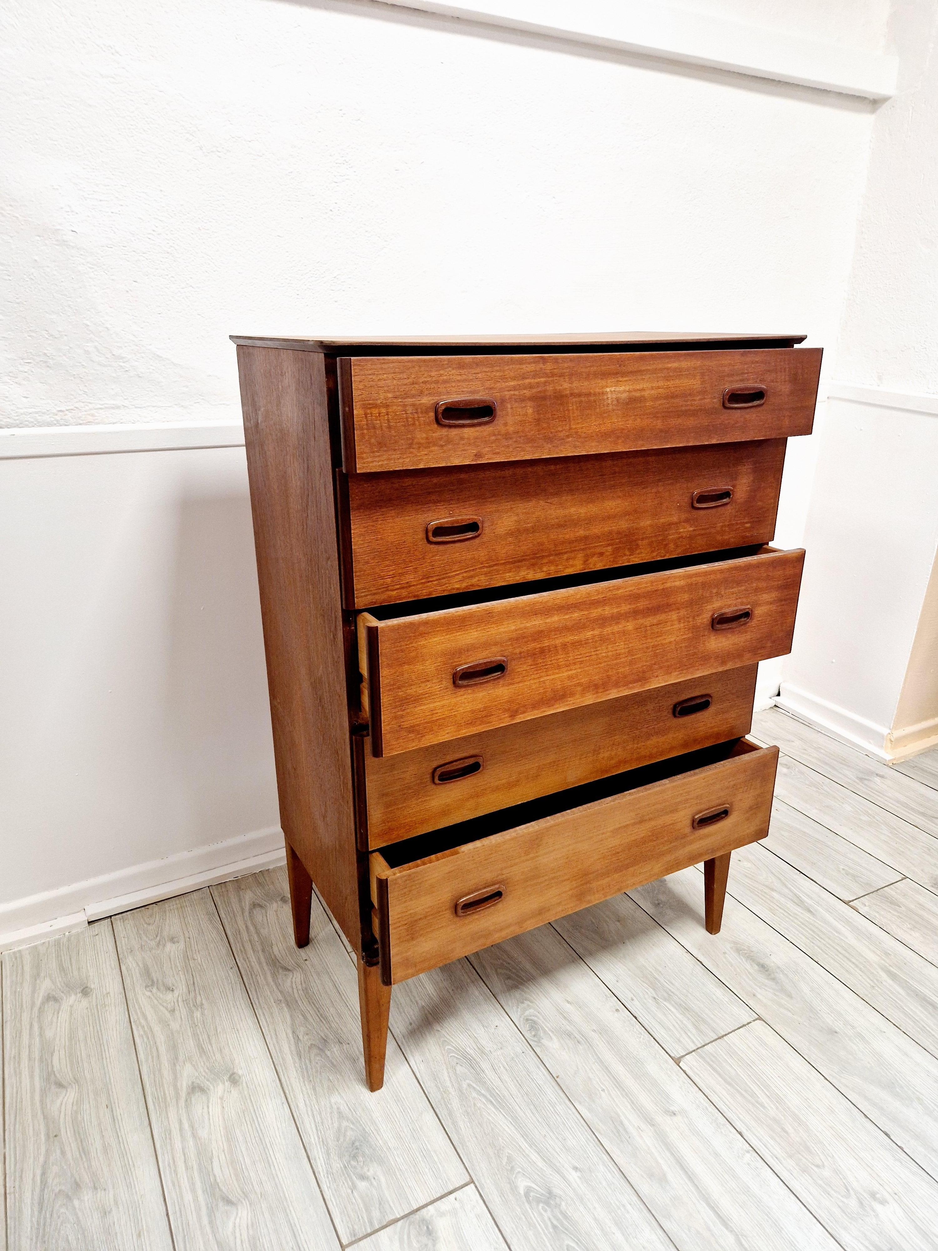 Commode Austinsuite di metà secolo in vendita 1