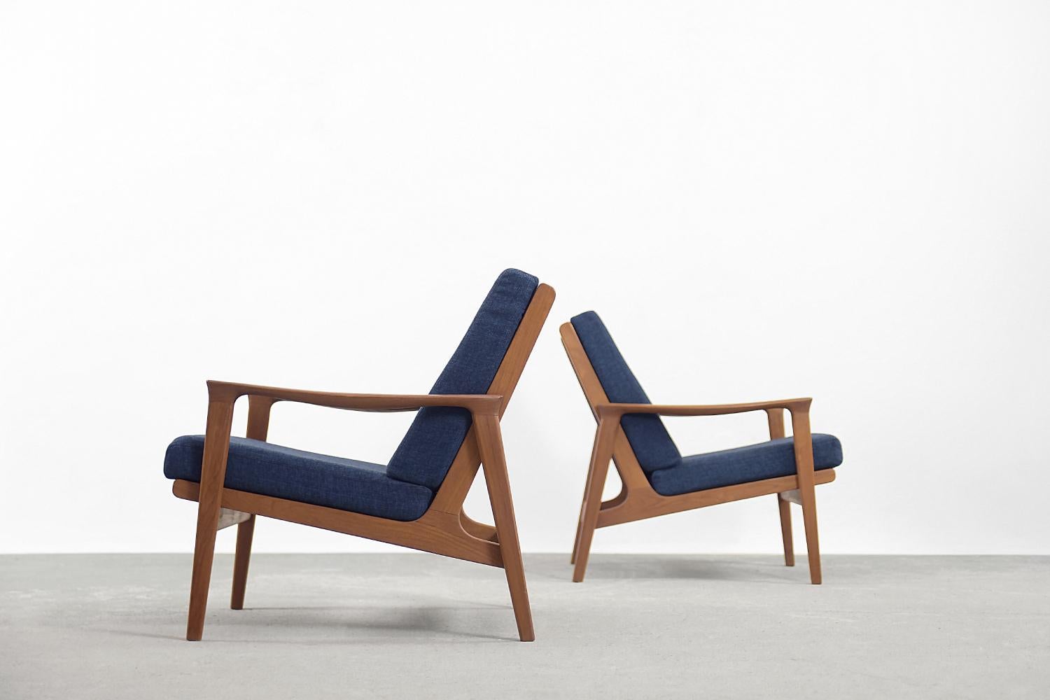 Australien Canapés et fauteuils en teck de style australien moderne du milieu du siècle dernier par Parker Furniture, années 1950 en vente