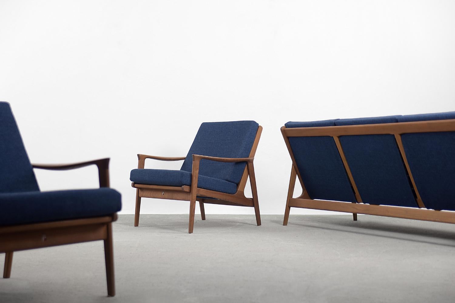 Milieu du XXe siècle Canapés et fauteuils en teck de style australien moderne du milieu du siècle dernier par Parker Furniture, années 1950 en vente