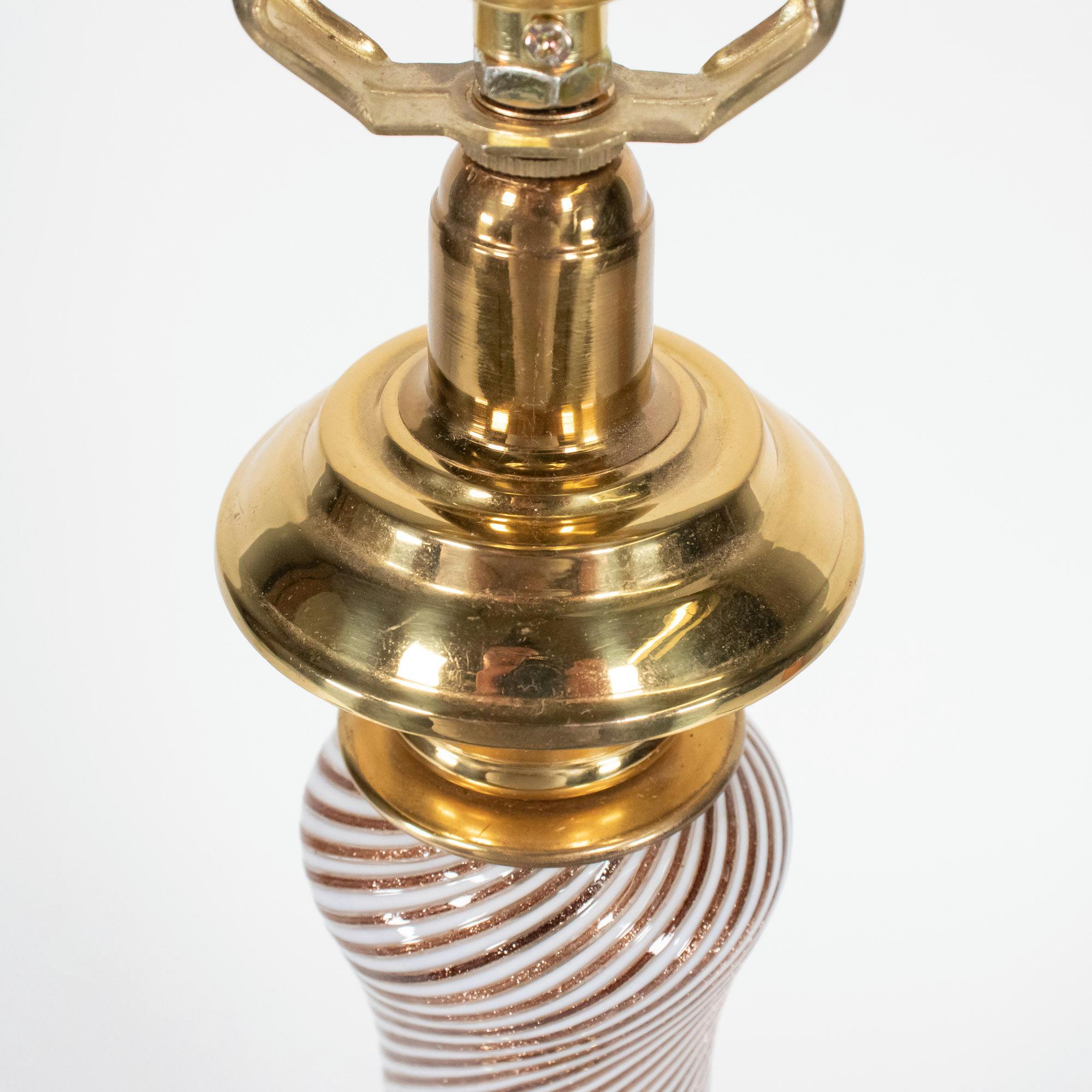 Italian Mid Century Aventurine Filigrana Murano Table Lamp attributed to Dino Martens For Sale