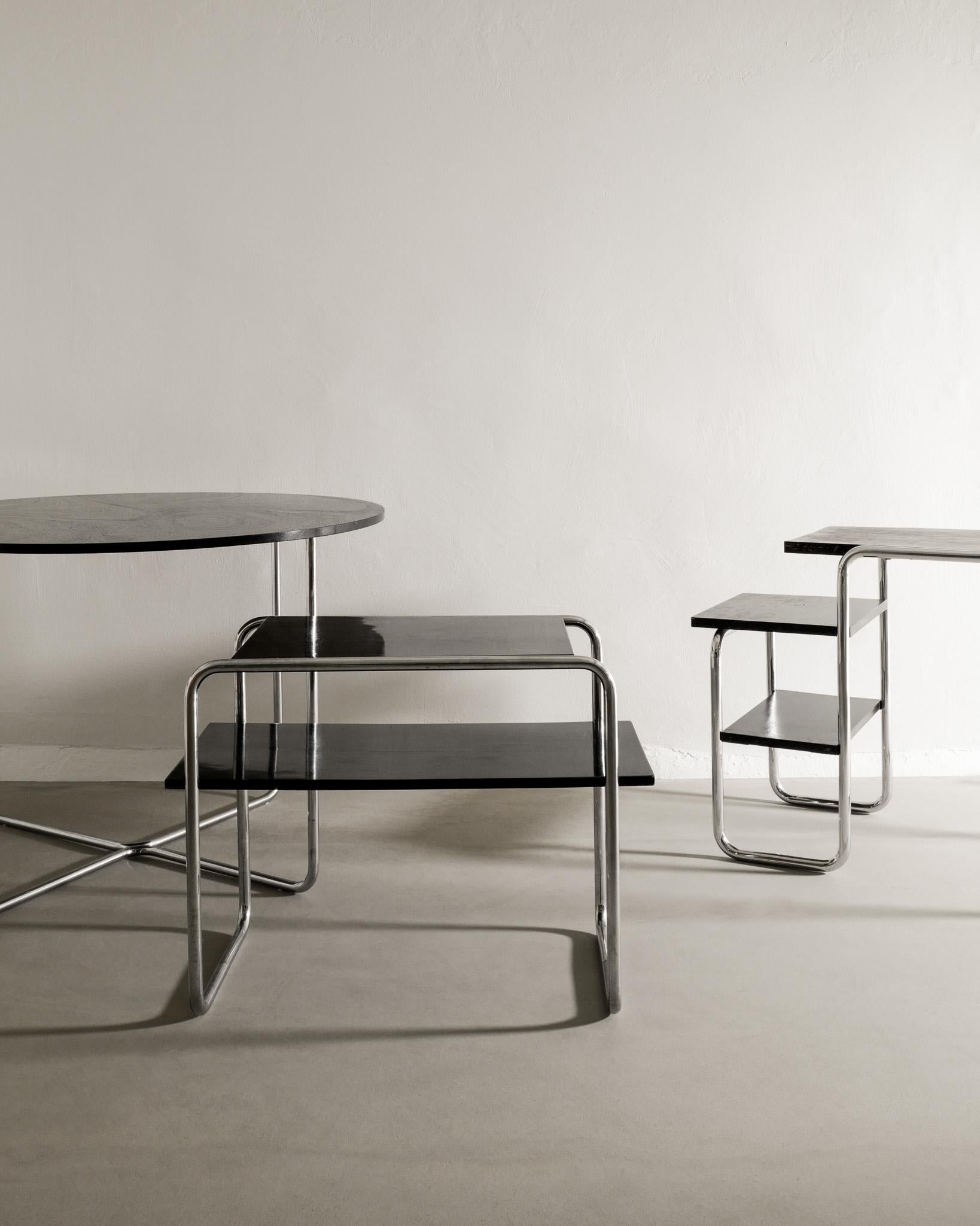 Milieu du XXe siècle Table de salle à manger ronde B27 de Marcel Breuer produite par Thonet, années 1930 en vente