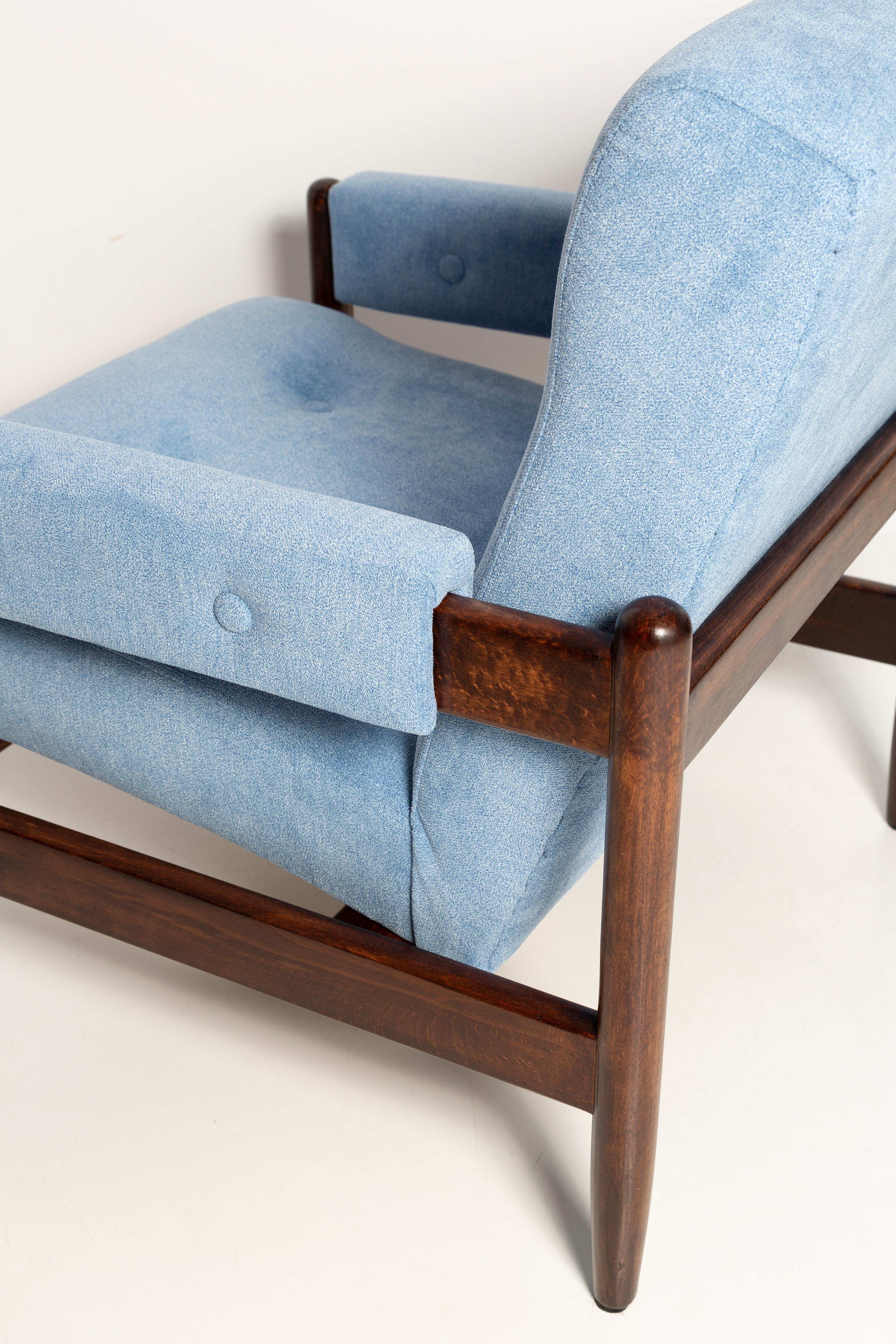 Mid Century Baby Blue Velvet Vintage Armchair, Walnut Wood, Europe, 1960s For Sale 2