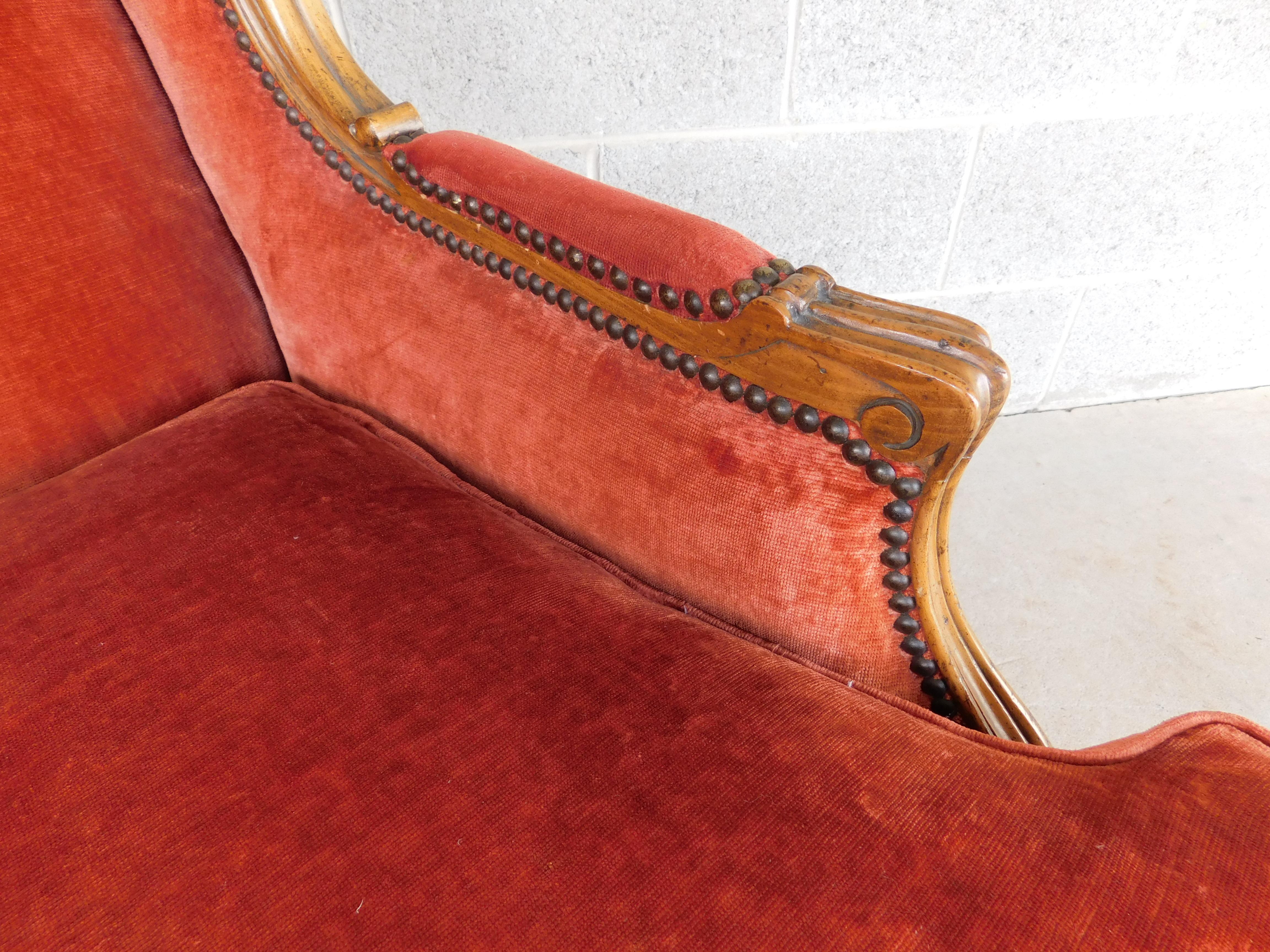 Mid-Century Baker Möbel Französisch Stil Bergere Stuhl im Angebot 5
