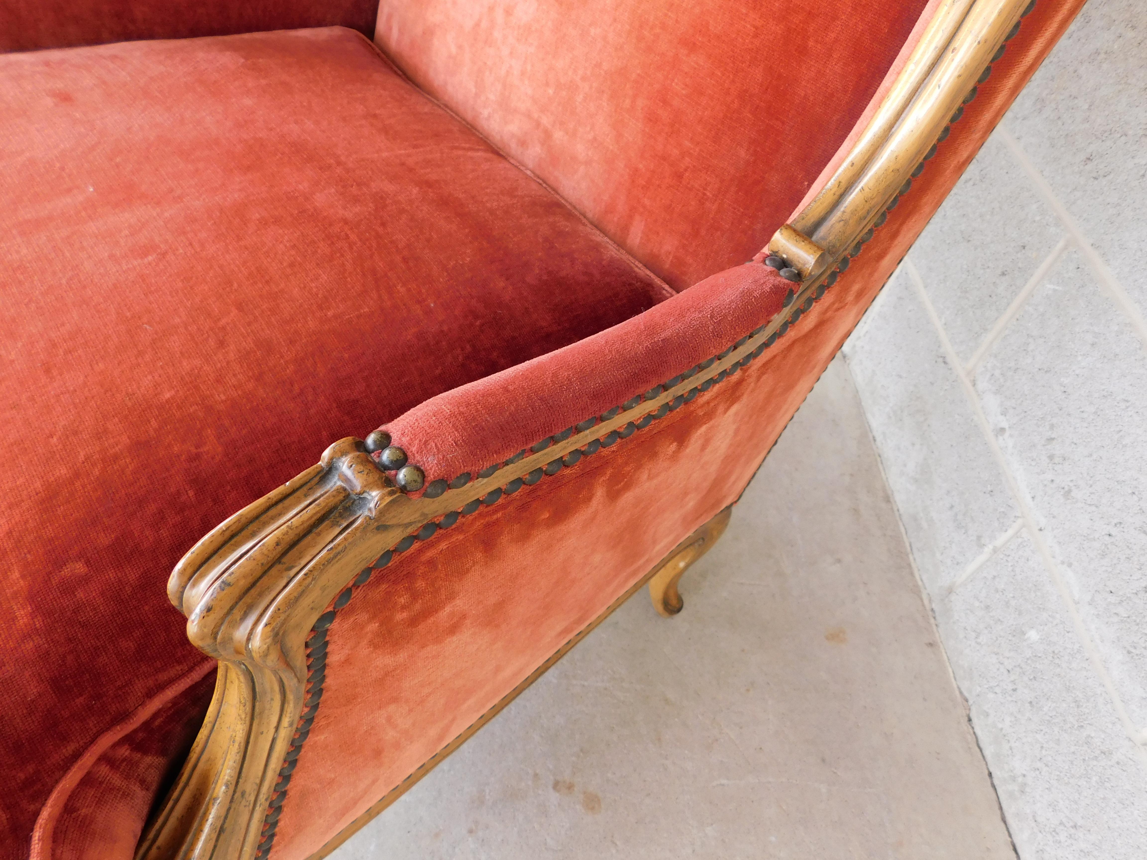 Mid-Century Baker Möbel Französisch Stil Bergere Stuhl im Angebot 6