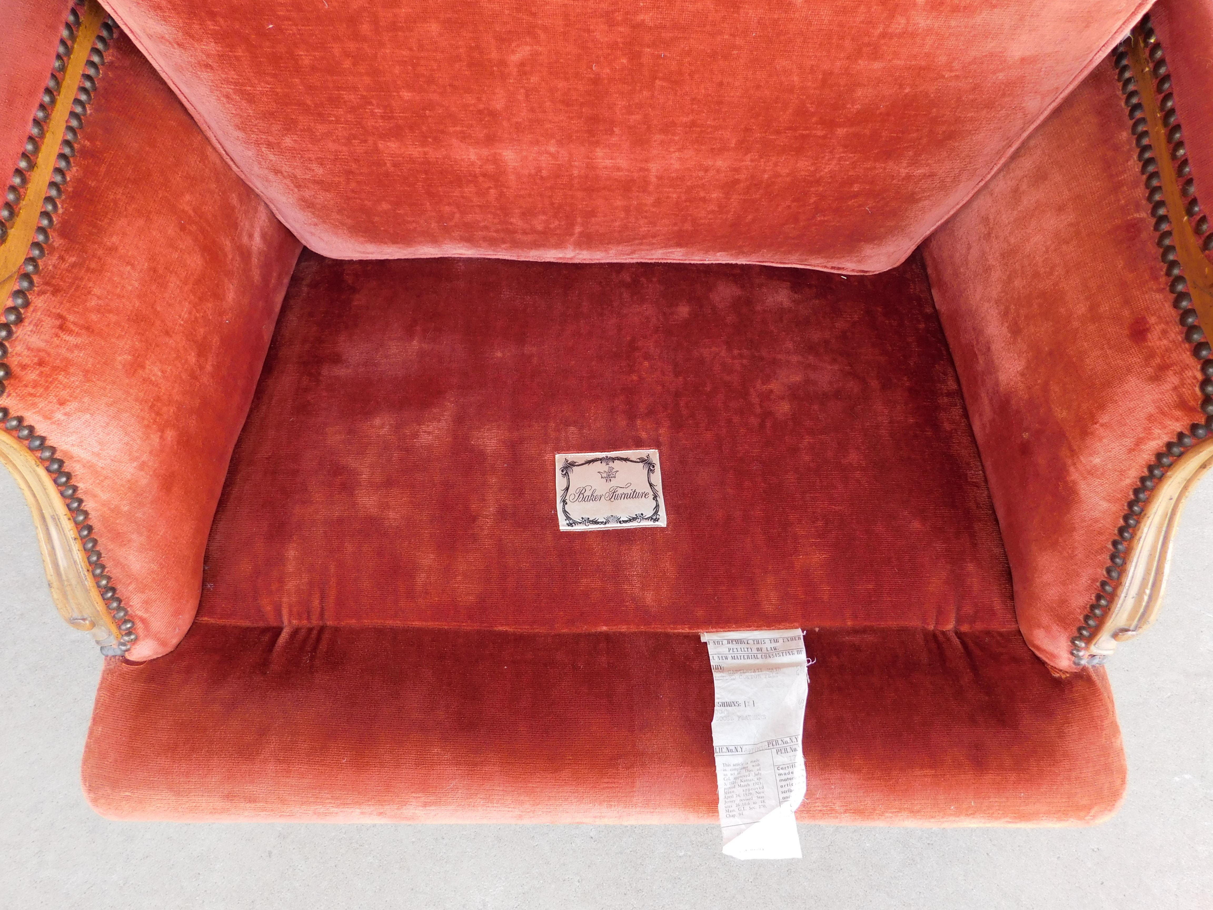 Mid-Century Baker Möbel Französisch Stil Bergere Stuhl im Angebot 11