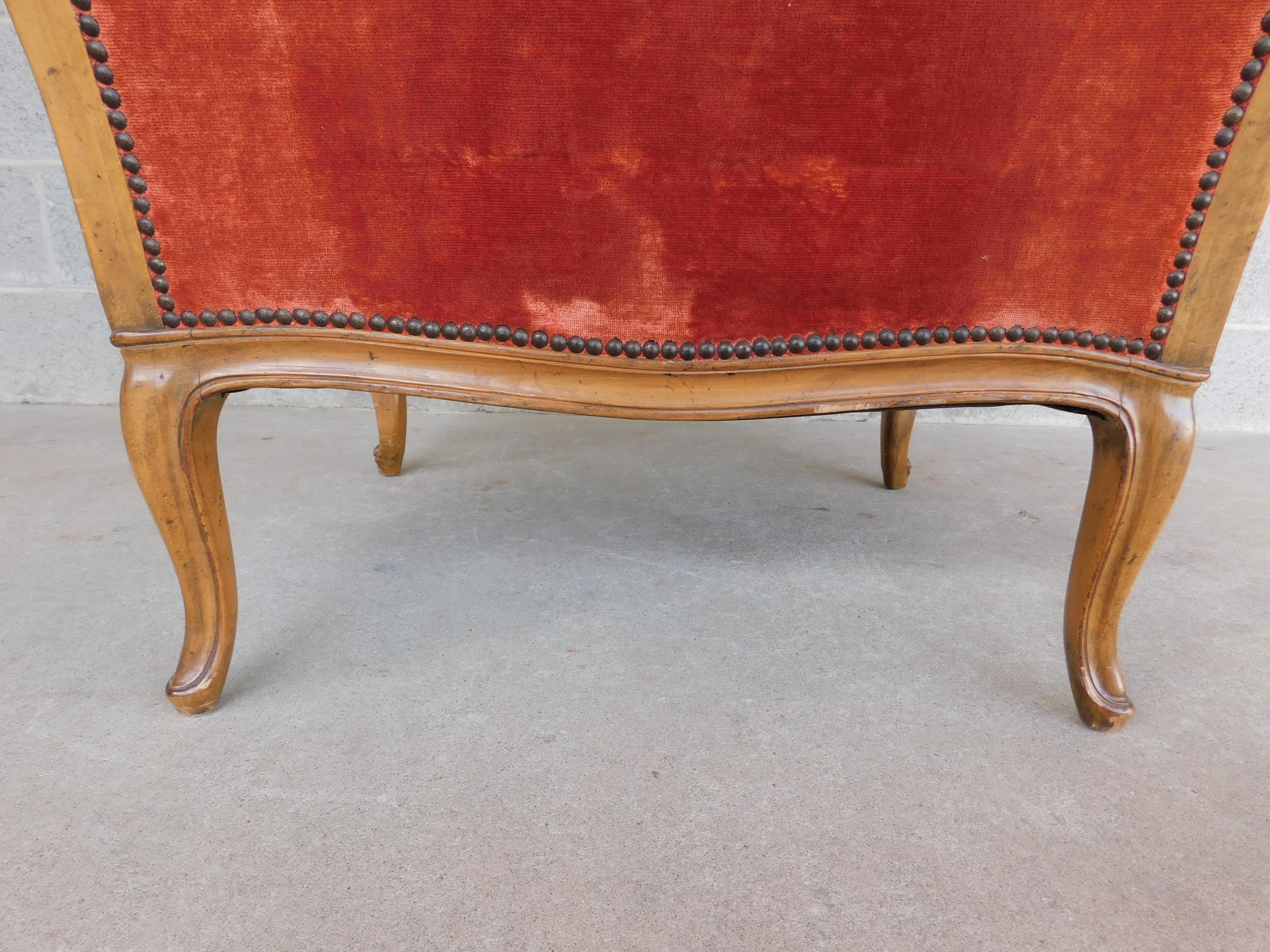 Mid-Century Baker Möbel Französisch Stil Bergere Stuhl (20. Jahrhundert) im Angebot