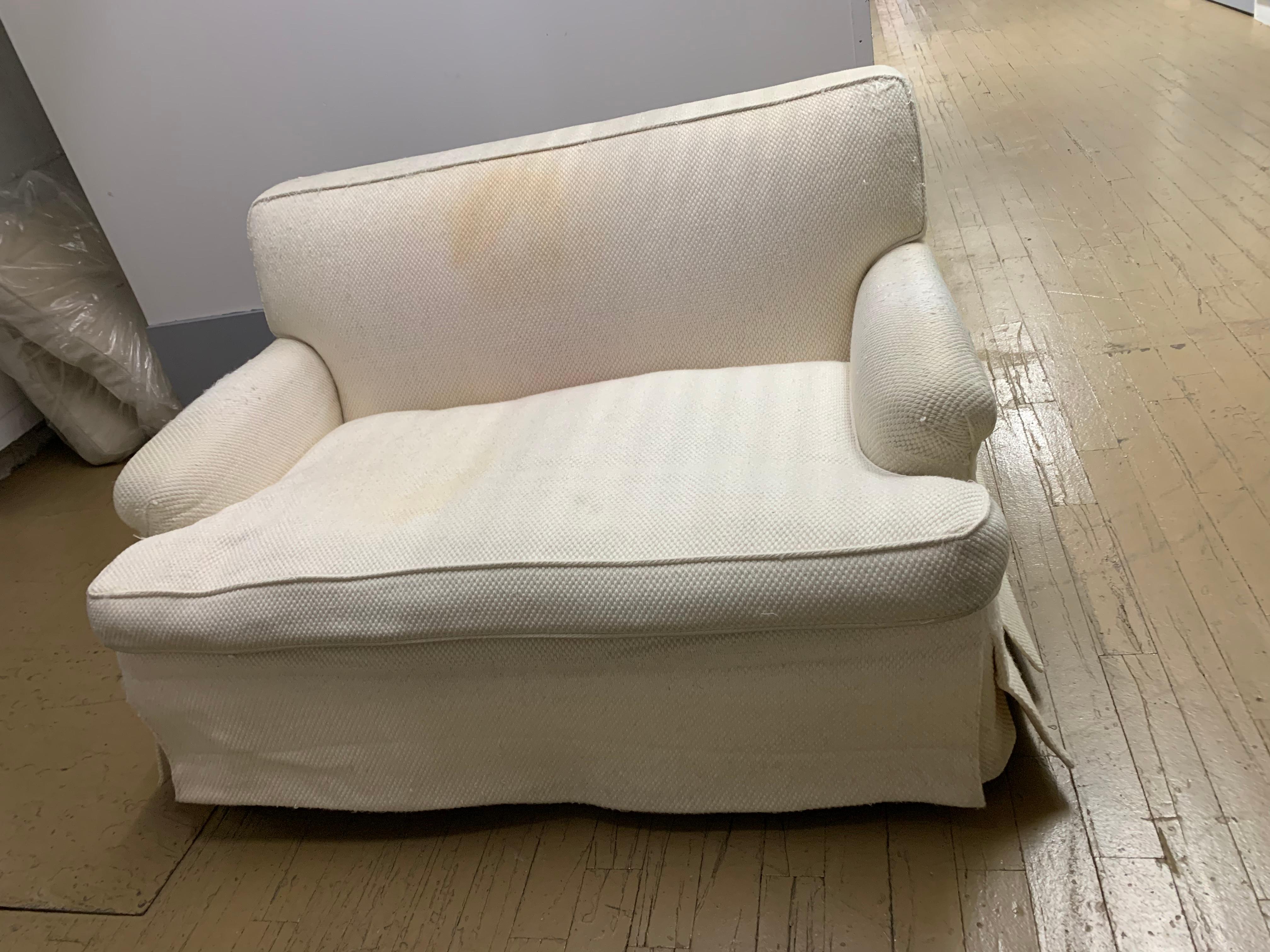 Midcentury Baker upholstered love seat
Our living room furniture from our childhood home included this upholstered love seat along with an upholstered armchair and sofa of the same aesthetic
upholstery is white cotton blend and needs a good