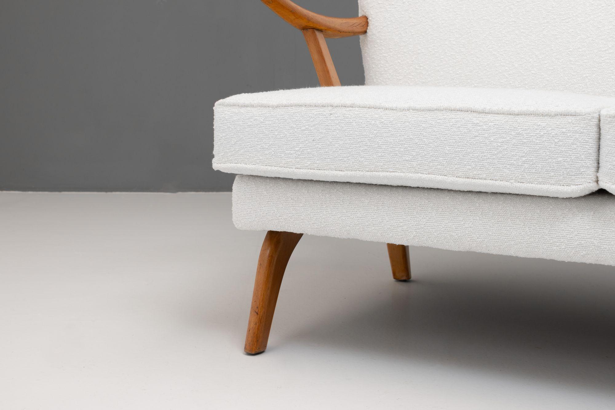 Sofá Bambino de Mitad de Siglo de Howard Keith mediados del siglo XX en venta