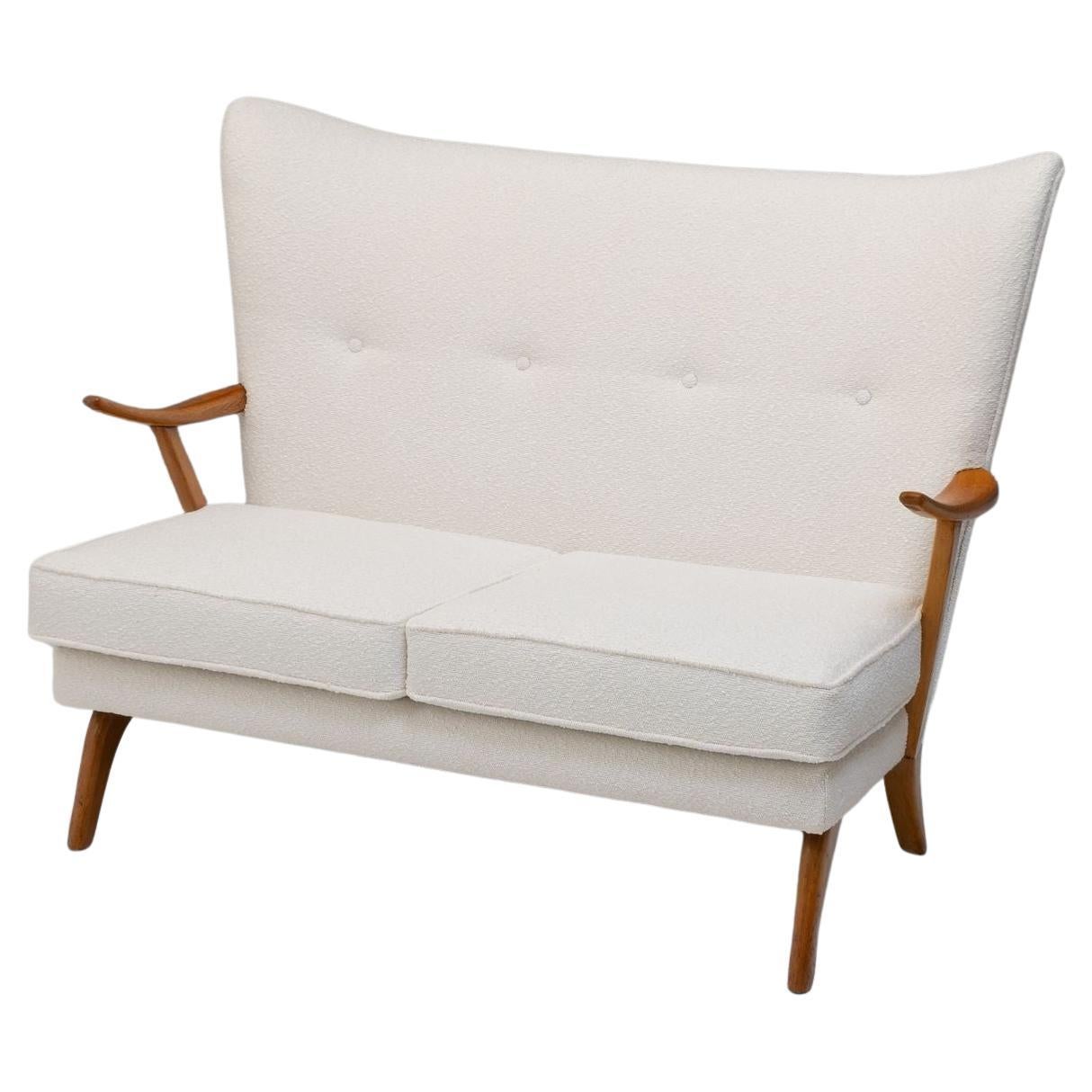 Sofá Bambino de Mitad de Siglo de Howard Keith en venta