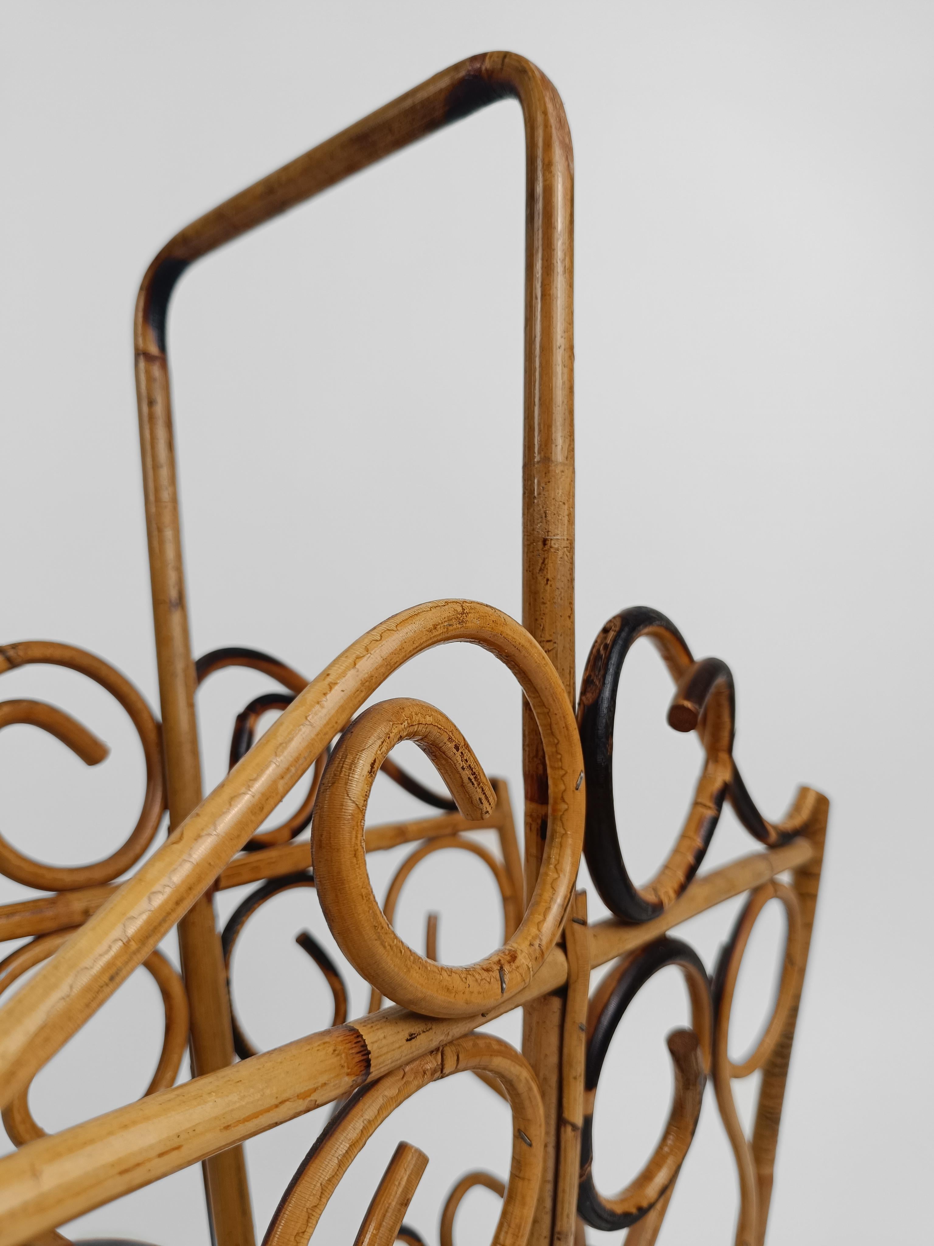 Mid Century Bamboo and Cane Magazine Rack in French Riviera Style, 1960s In Good Condition For Sale In Roma, IT