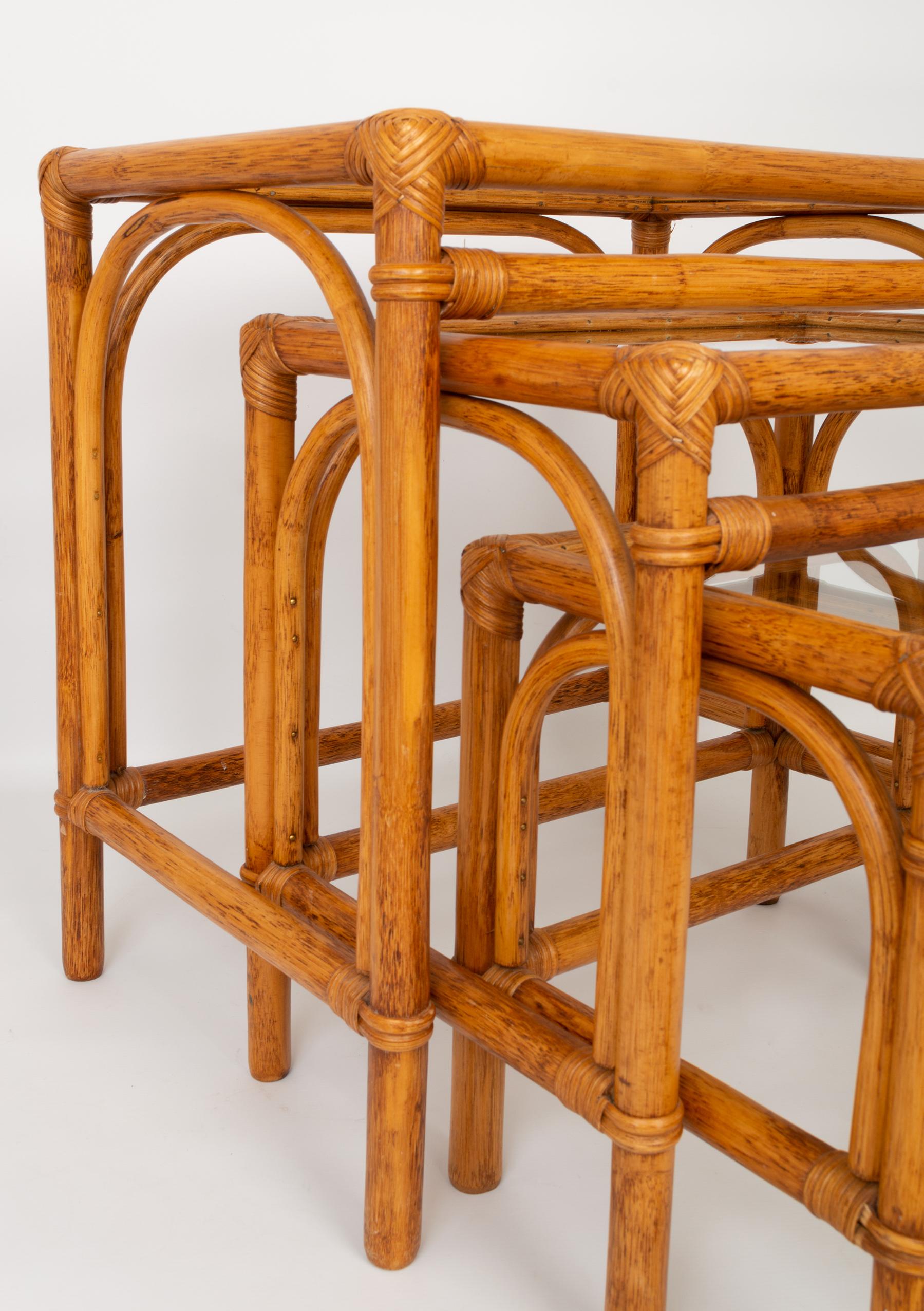 Mid Century Bamboo and Rattan Nesting Tables Side End Tables, Italy, C.1960 In Good Condition In London, GB