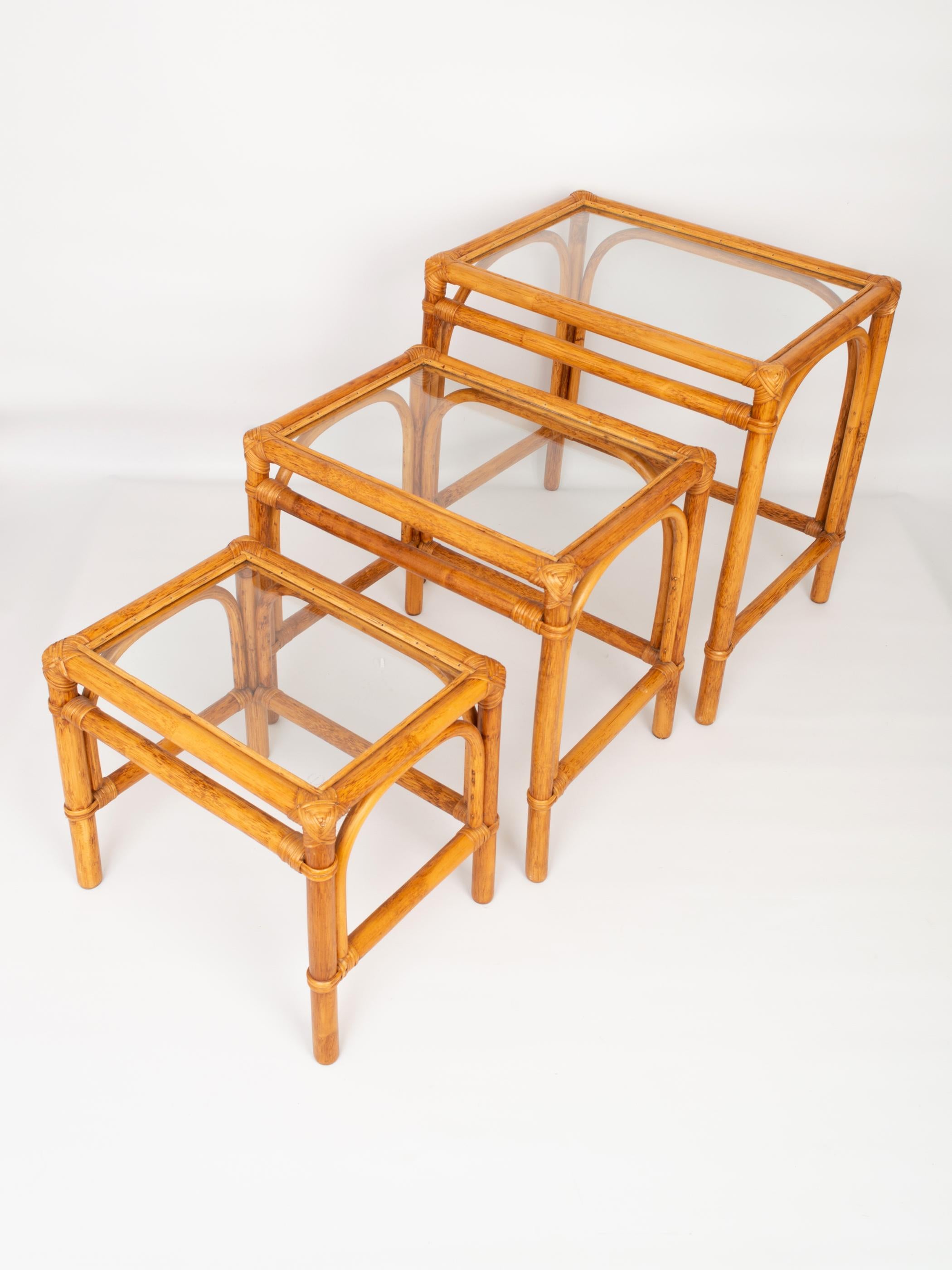 Mid Century Bamboo and Rattan Nesting Tables Side End Tables, Italy, C.1960 2