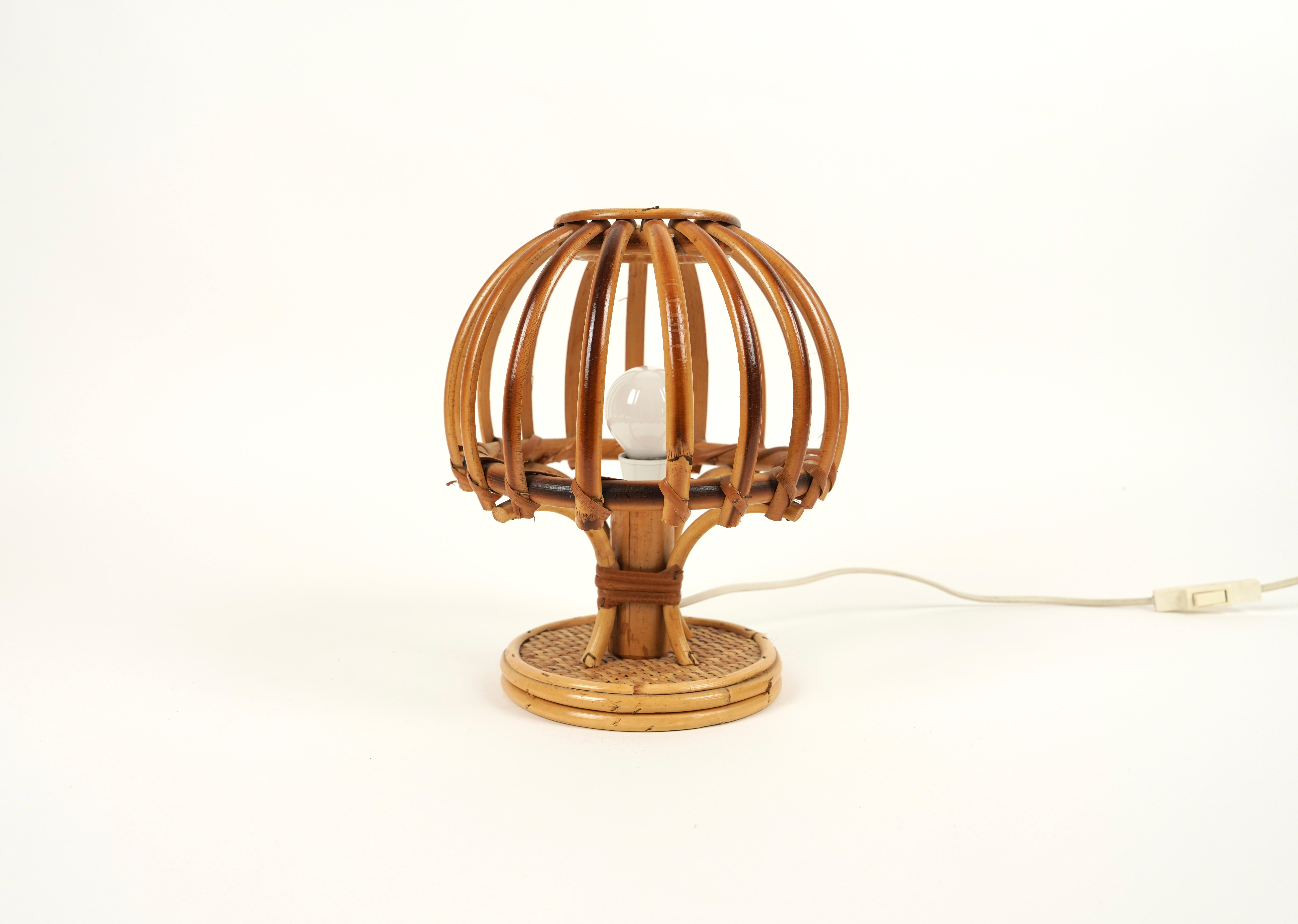 Midcentury Bamboo and Rattan Pair of Table Lamps Louis Sognot Style Italy, 1970s For Sale 2