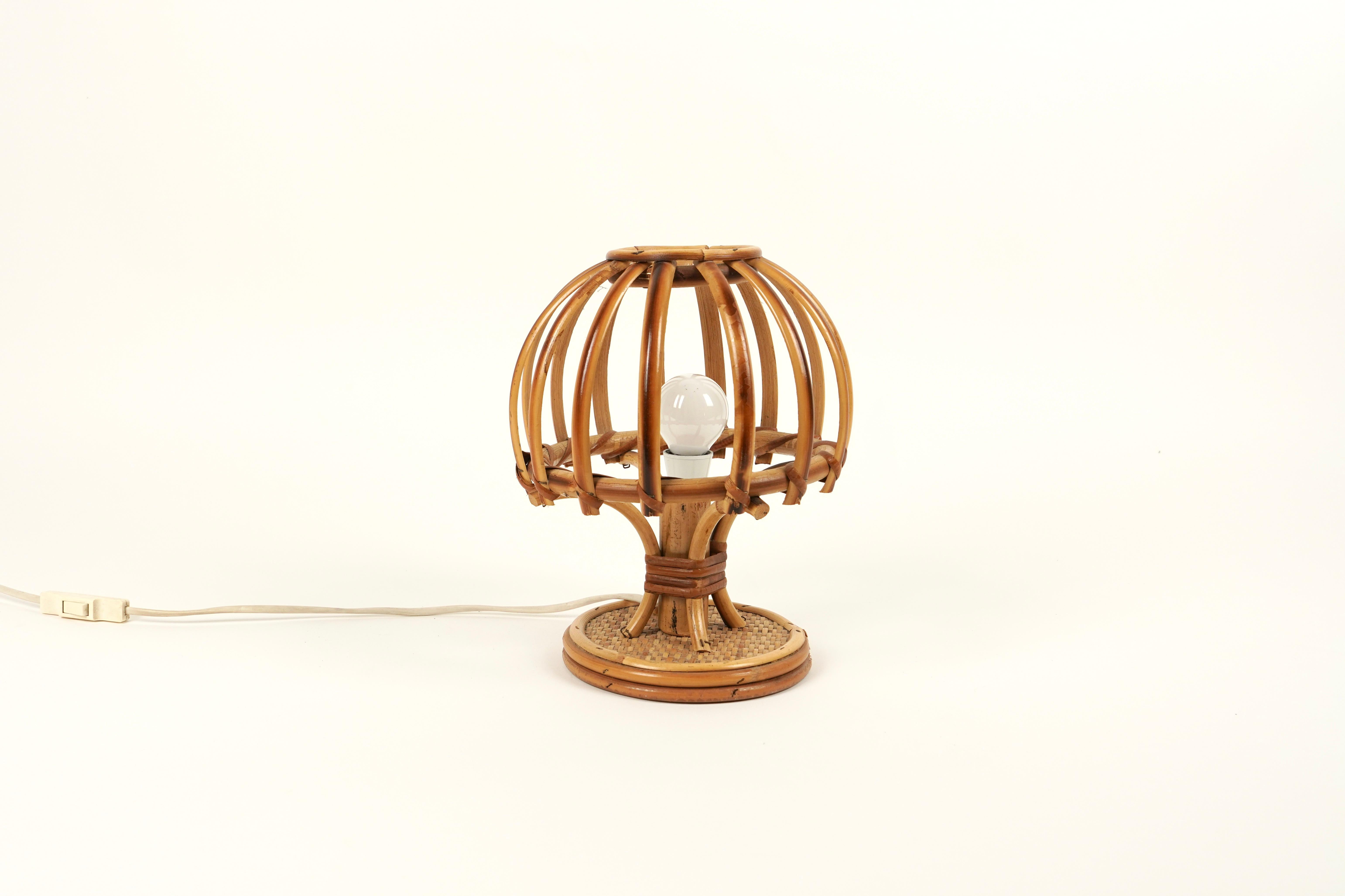 Midcentury Bamboo and Rattan Pair of Table Lamps Louis Sognot Style Italy, 1970s For Sale 3