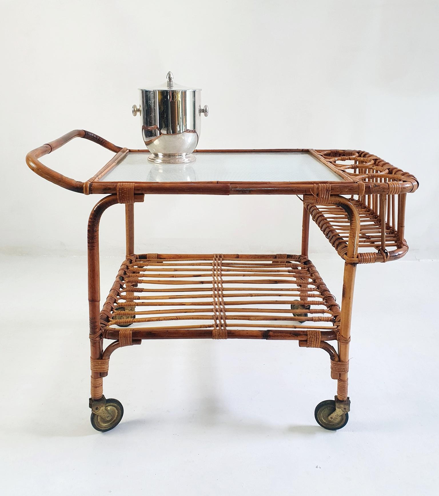 Mid Century Bar Cart in Bamboo and Rattan, Italy, 1950's For Sale 3