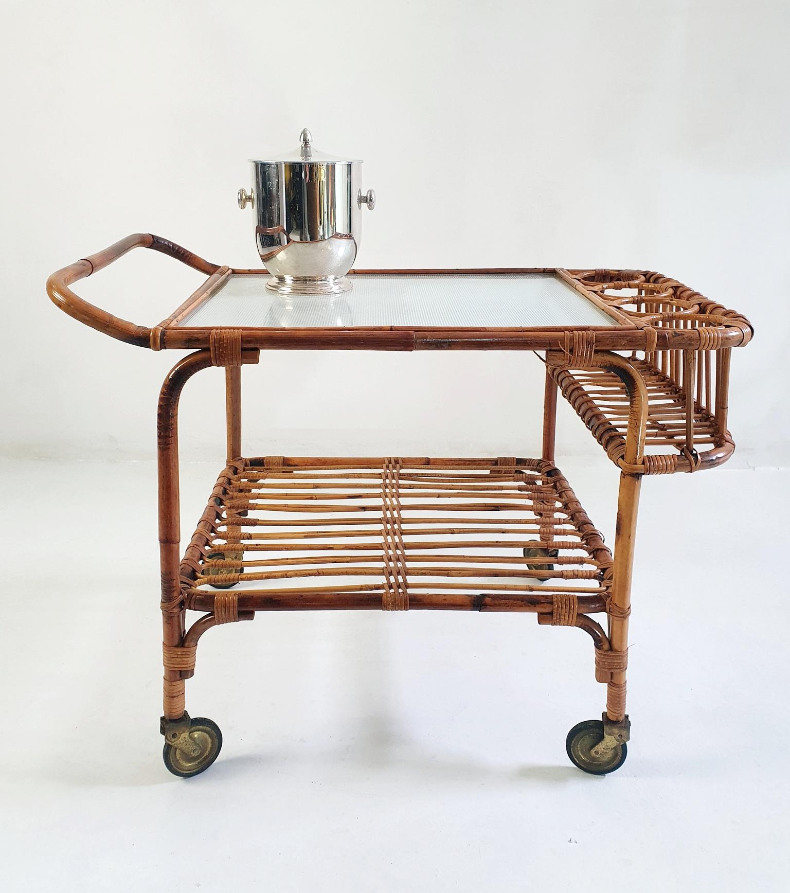 Chariot de bar du milieu du siècle en bambou et rotin, Italie, années 1950 en vente 3