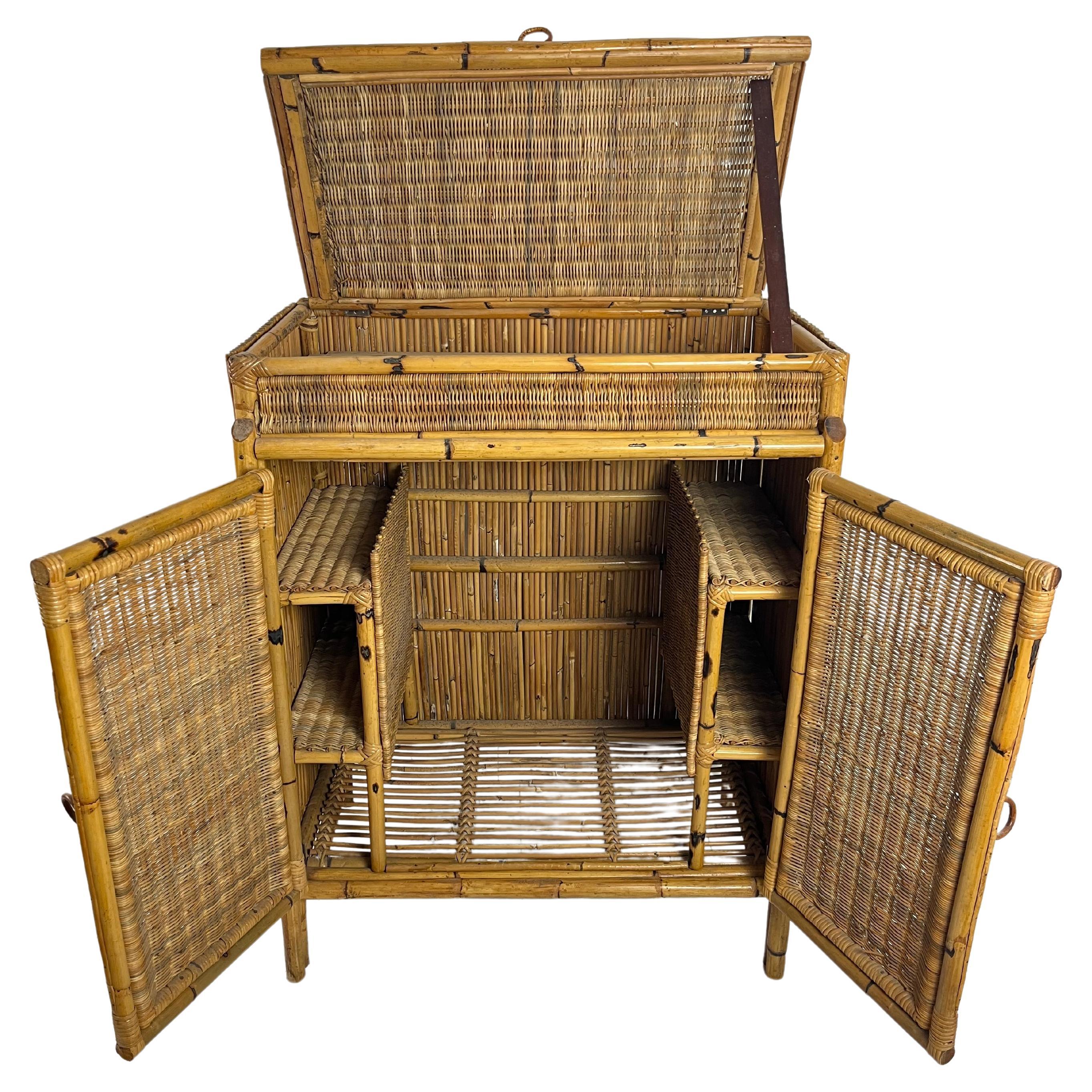 Sideboard aus Bambus und Rattan aus der Mitte des Jahrhunderts, 1960er Jahre, Vittorio Bonacina zugeschrieben im Angebot