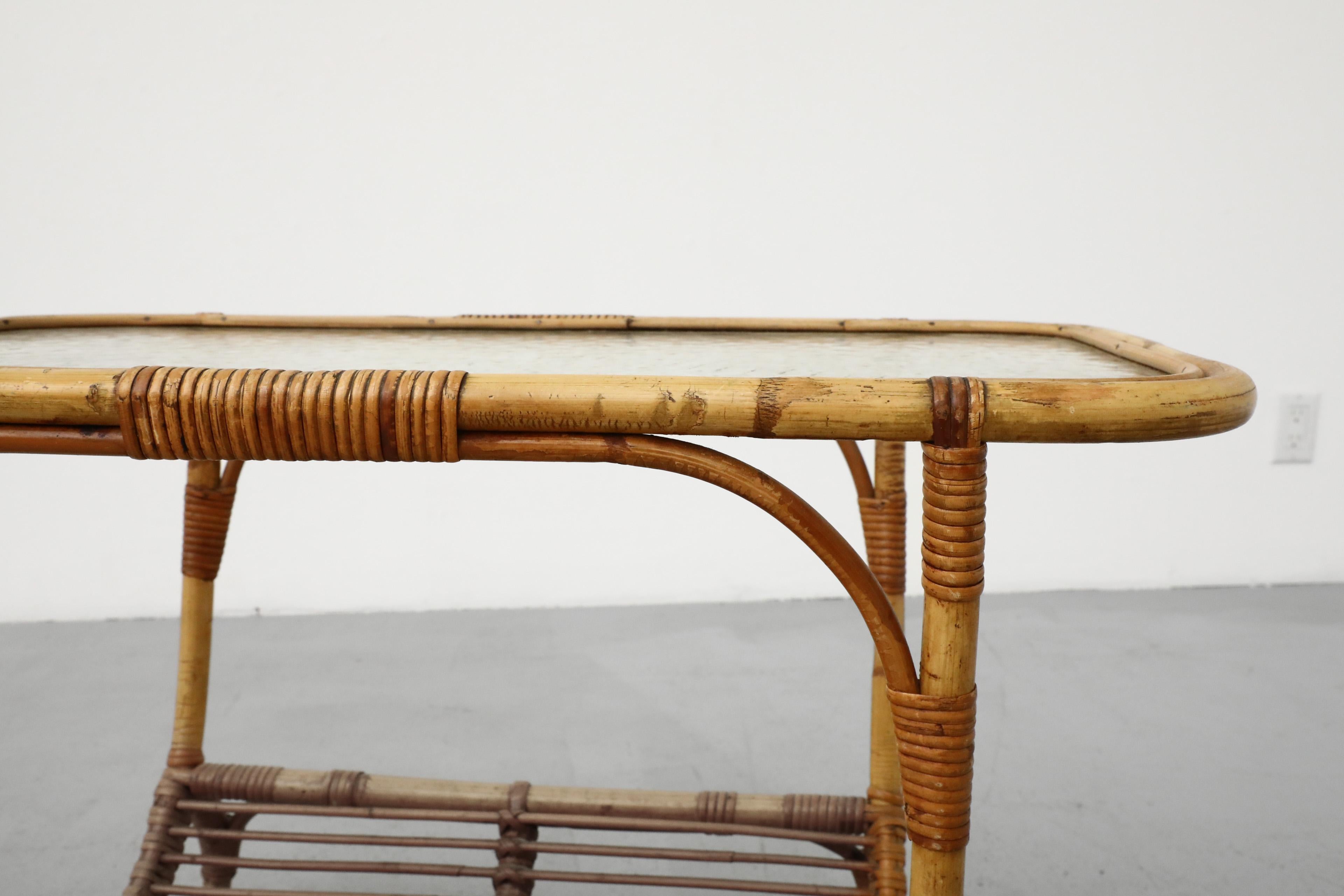 Table basse du milieu du siècle dernier en bambou et verre texturé de Rohe Noordwolde en vente 7