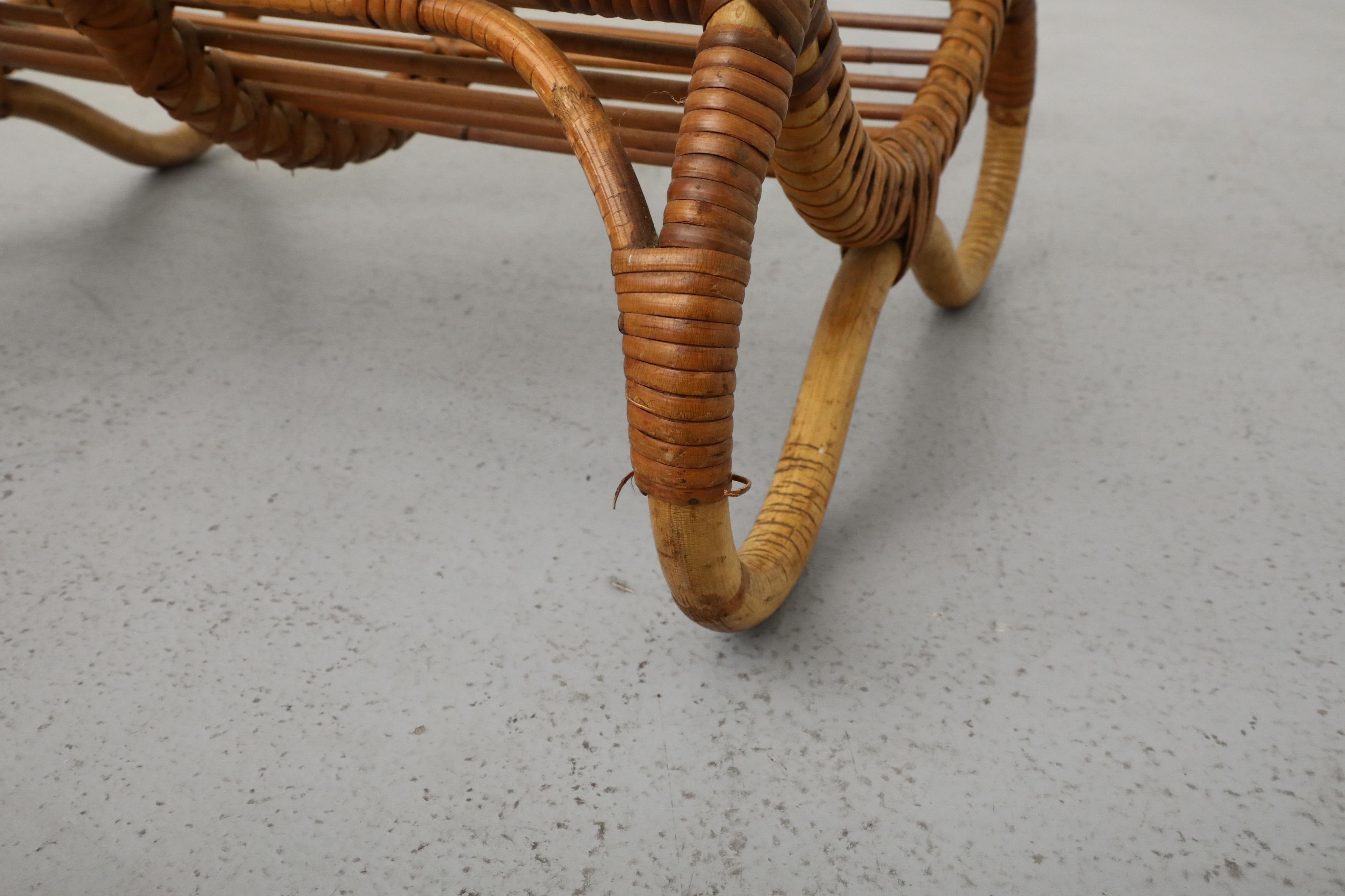 Table basse du milieu du siècle dernier en bambou et verre texturé de Rohe Noordwolde en vente 9