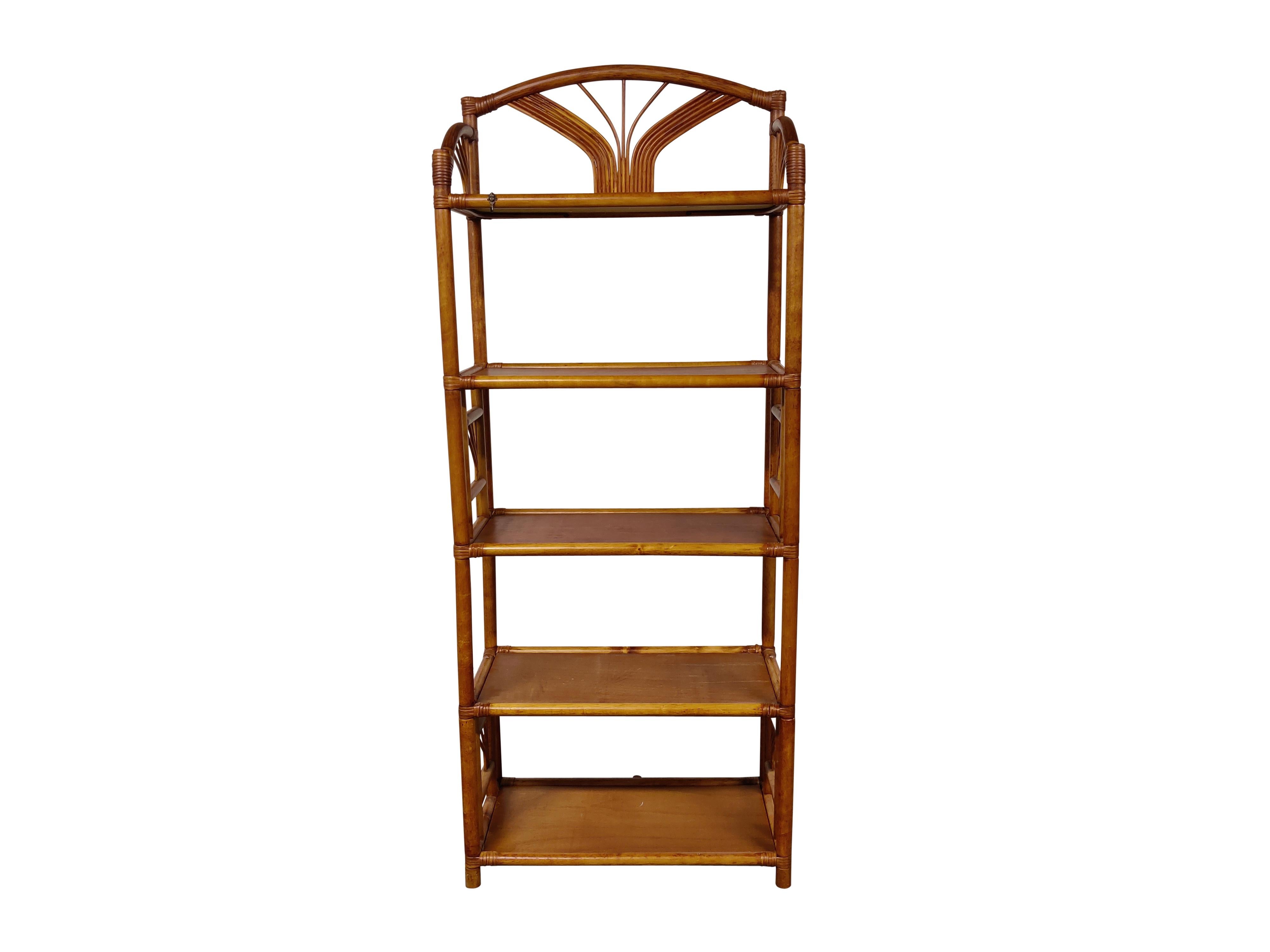 Mid century bamboo bookcase.

Beautiful design which fits in with most interiors.

Bohemian style. 

1960s - France

Dimensions:
Height: 185cm/72.83